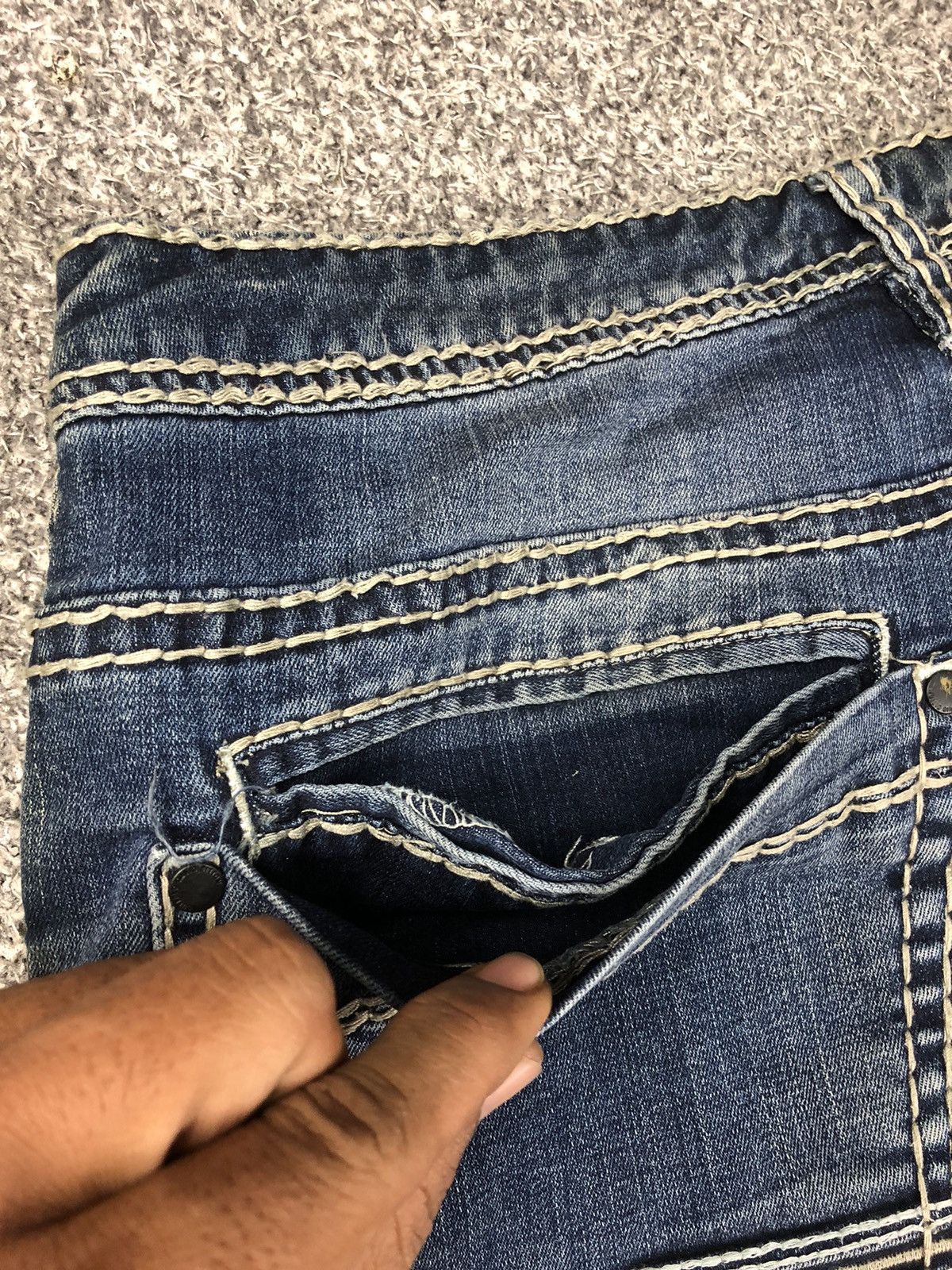 If Six Was Nine × Japanese Brand × Vintage Buffalo David Bitton Relaxed Straight Stretch Jeans Size US 35 - 23 Thumbnail