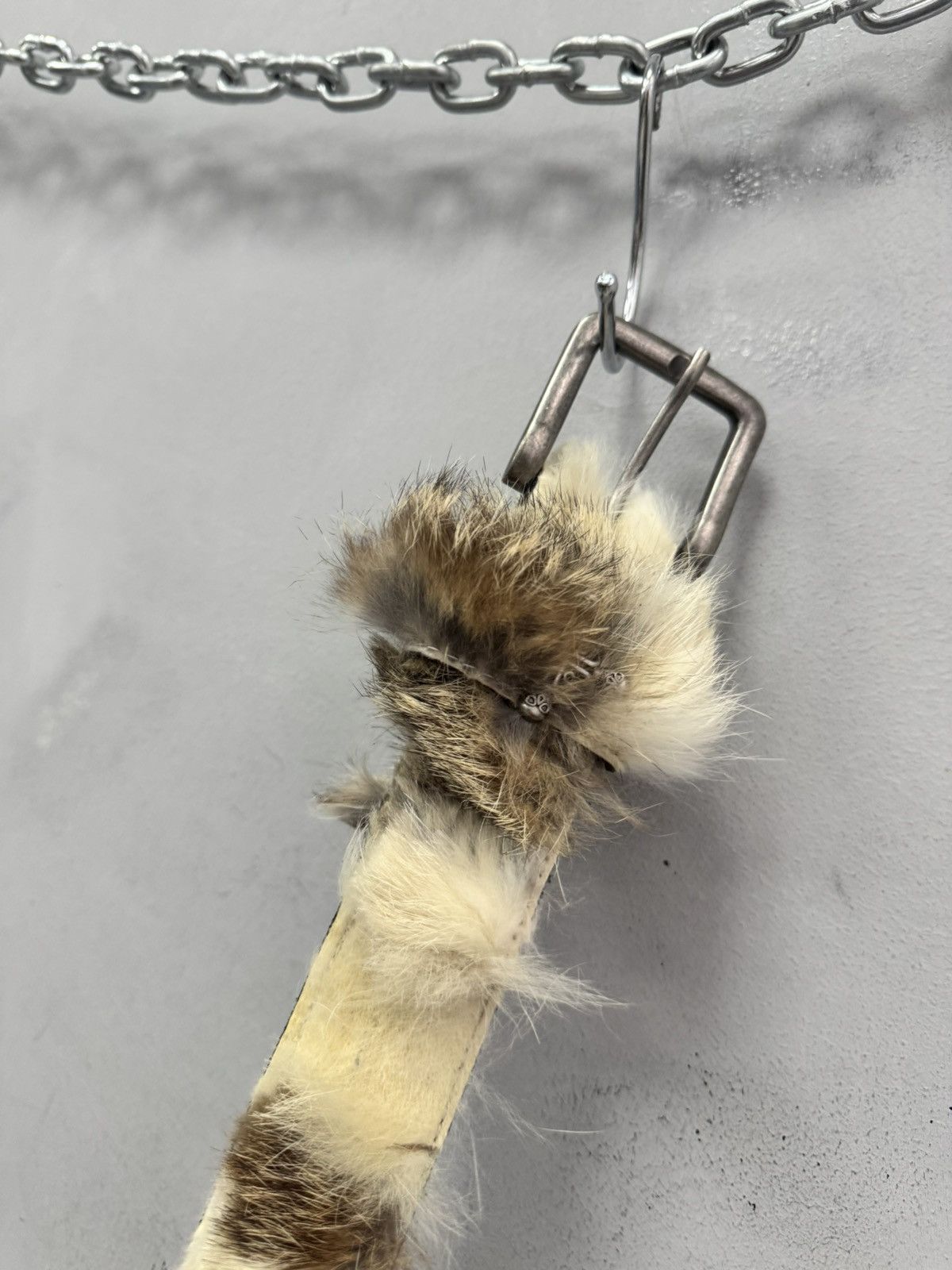Other Rare real fur fuzzy japa ese crosses belt hedi slimane y2k Size ONE SIZE - 2 Thumbnail