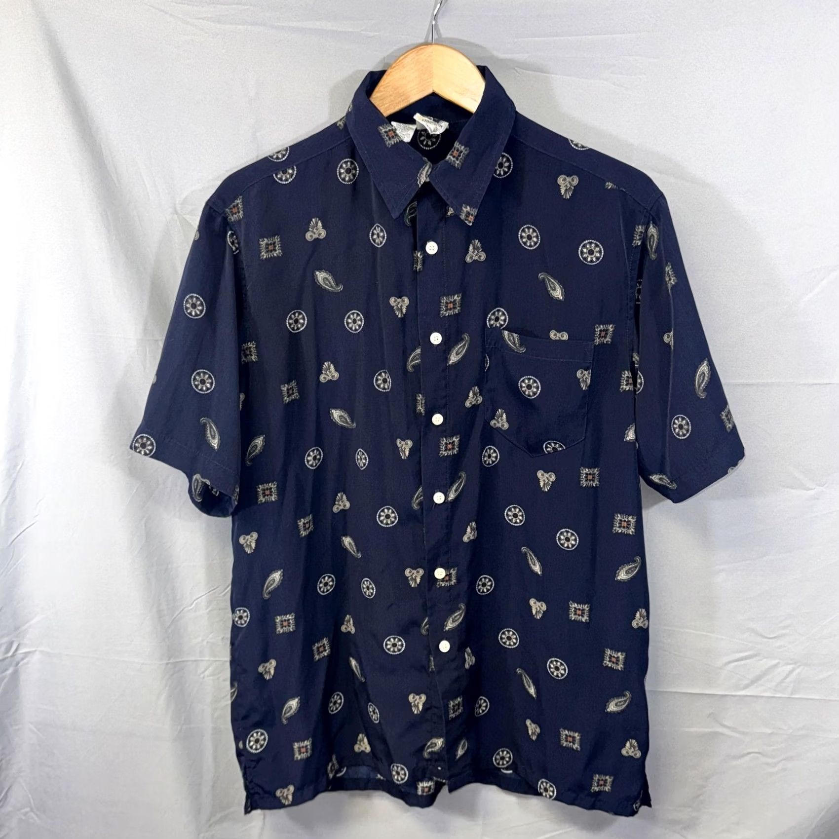 Vintage Kennington Shirt Mens M Navy Blue Short Sleeve Button-Down Paisley Print with Pockets Size US M / EU 48-50 / 2 - 2 Thumbnail