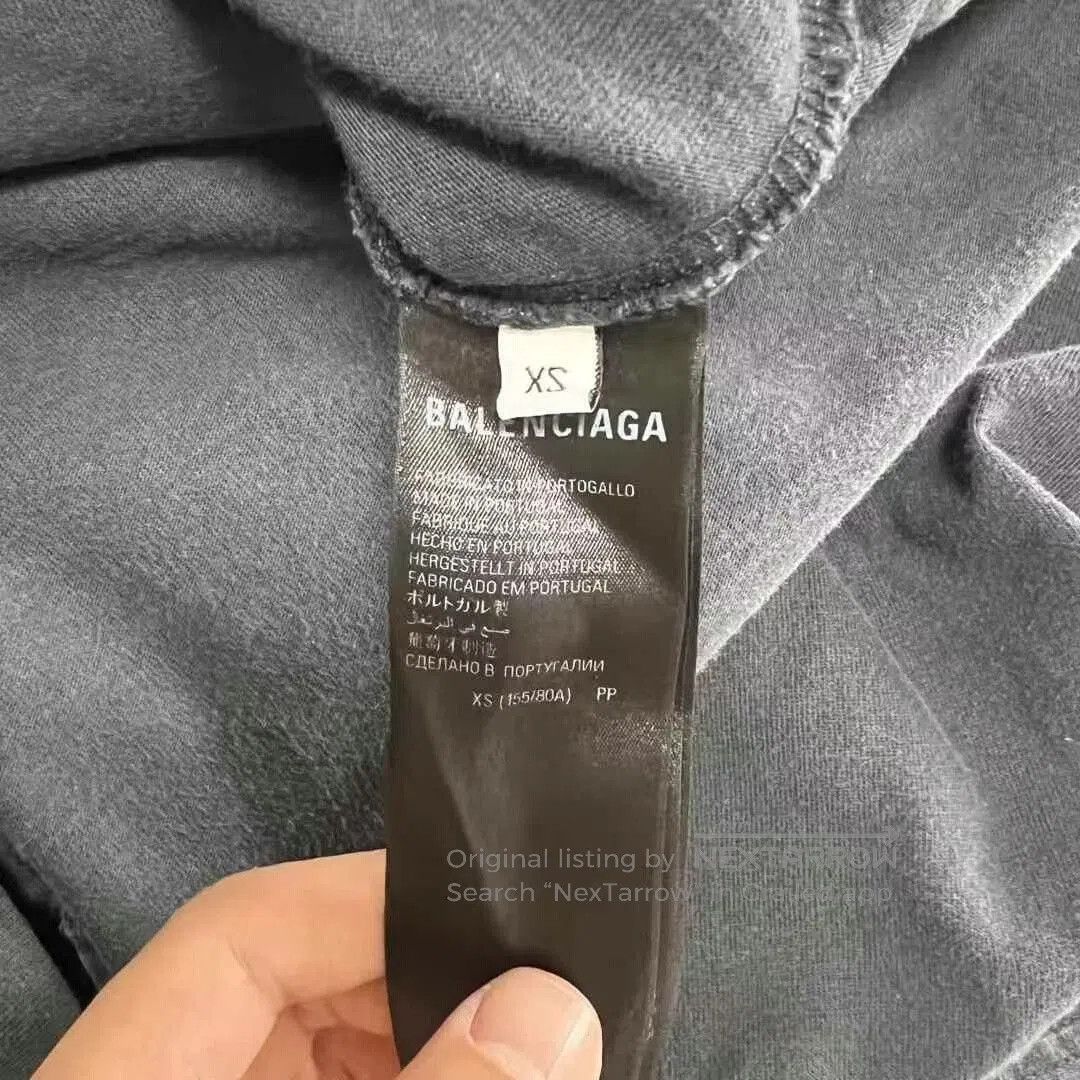 Balenciaga Balenciaga Distressed Heart T-Shirt Size XS. Size US XS / EU 42 / 0 - 3 Thumbnail