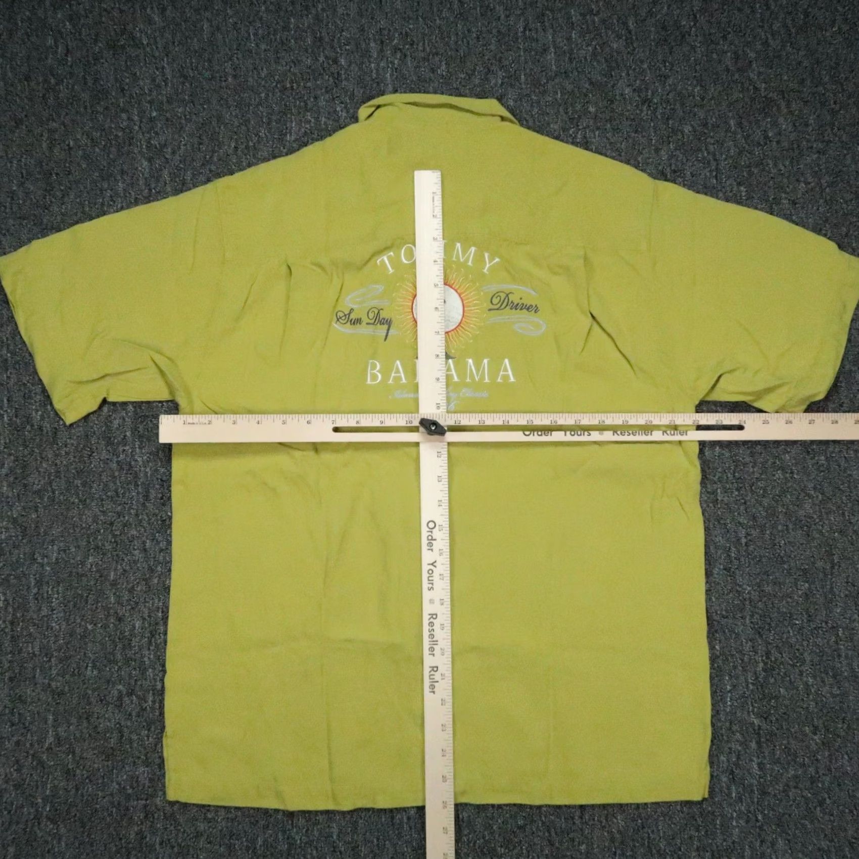 Tommy Bahama Tommy Bahama Shirt Mens Medium Green Silk Camp Button-Up Short Sleeve Size US M / EU 48-50 / 2 - 6 Thumbnail