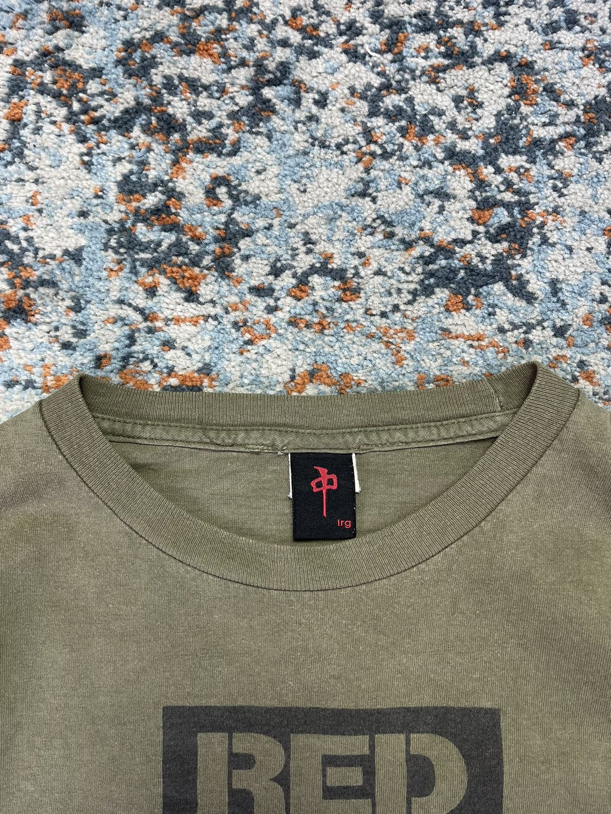 Toy Machine × Vintage Vintage 90s Red Dragon apparel distressed olive green tee Size US L / EU 52-54 / 3 - 7 Thumbnail