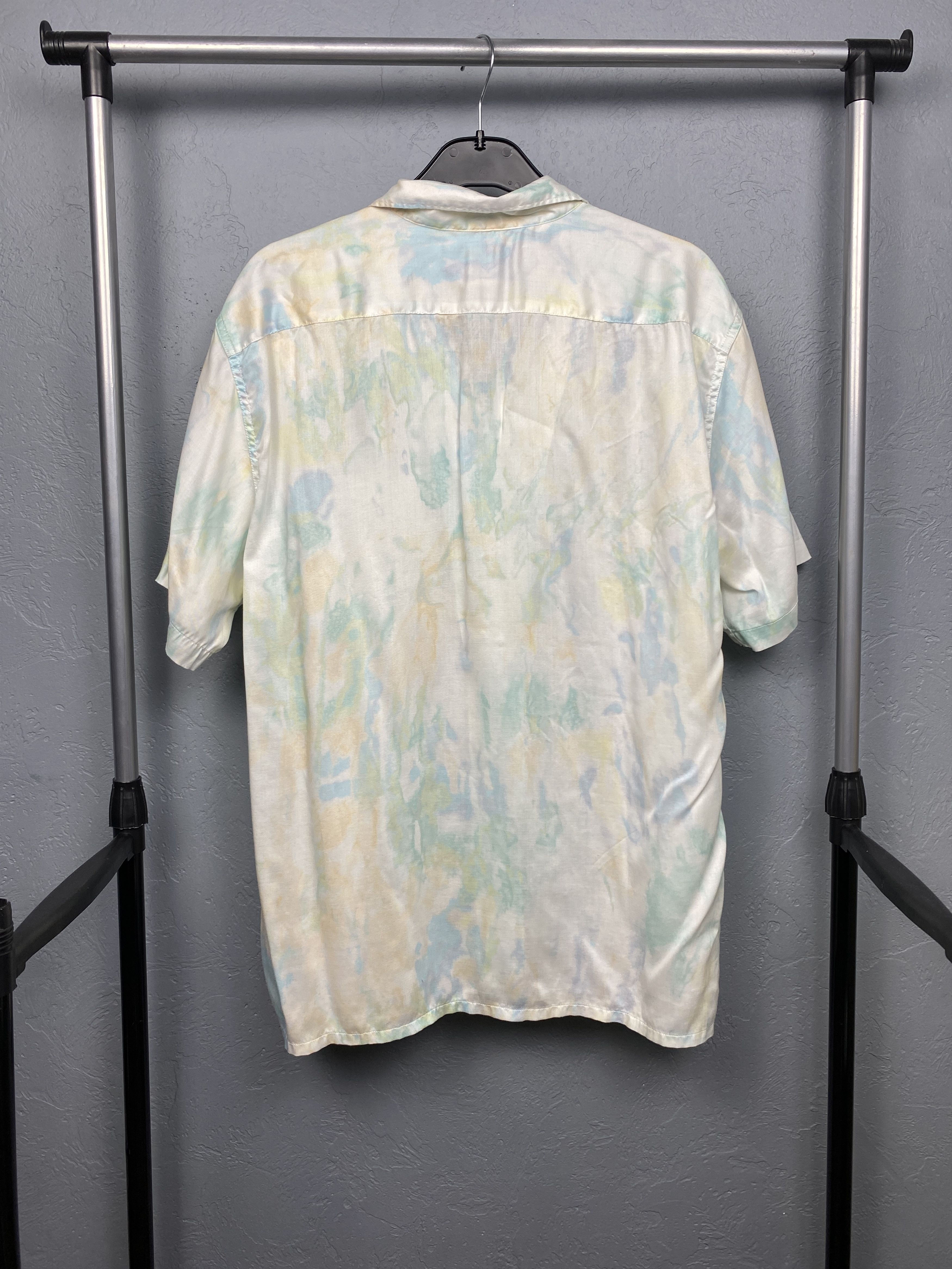 Levi's Levi's Mens Hawaiian Shirt Size US L / EU 52-54 / 3 - 10 Thumbnail