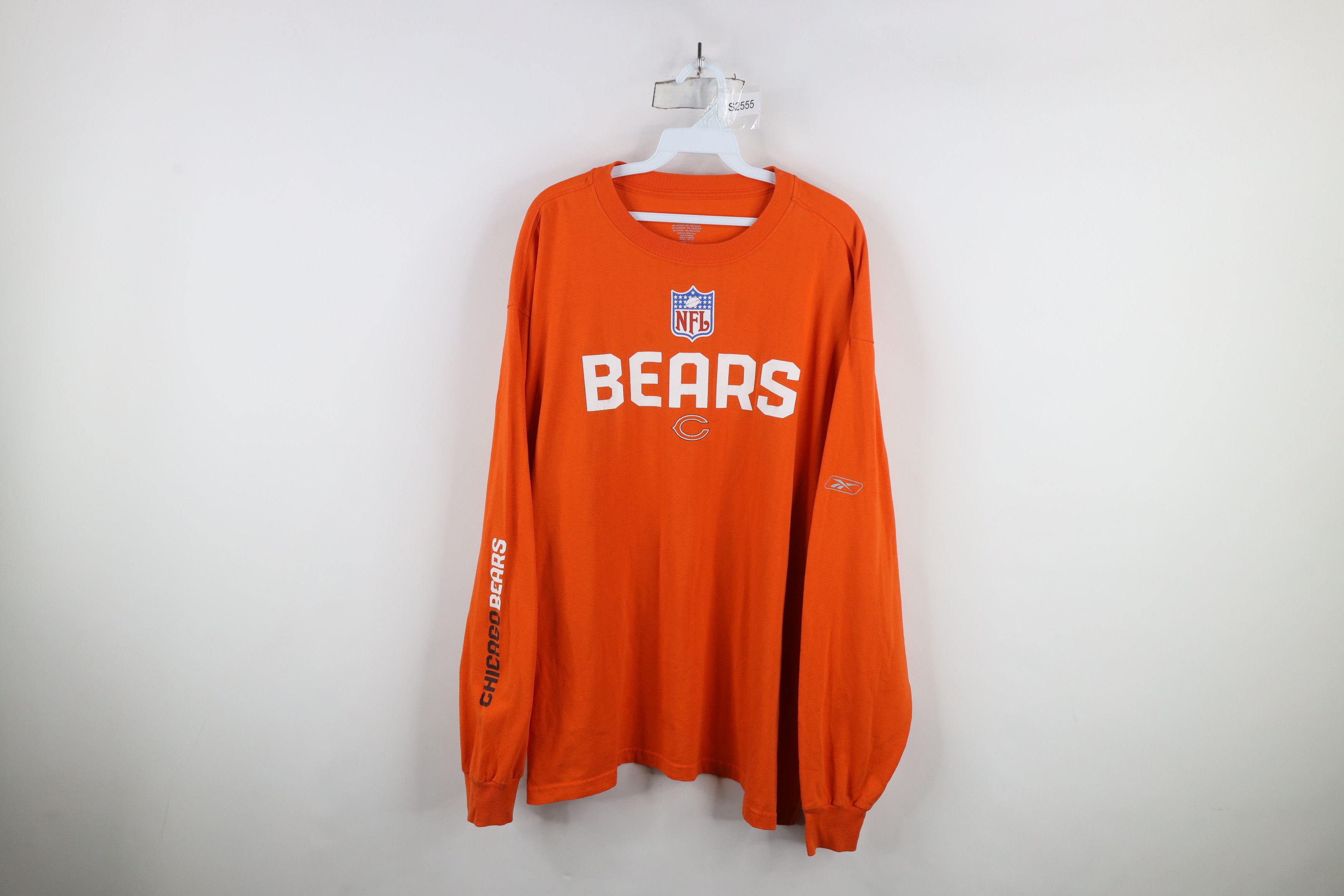 Reebok × Vintage Vintage Reebok Chicago Football Long Sleeve T-Shirt Orange Size US XL / EU 56 / 4 - 1 Thumbnail