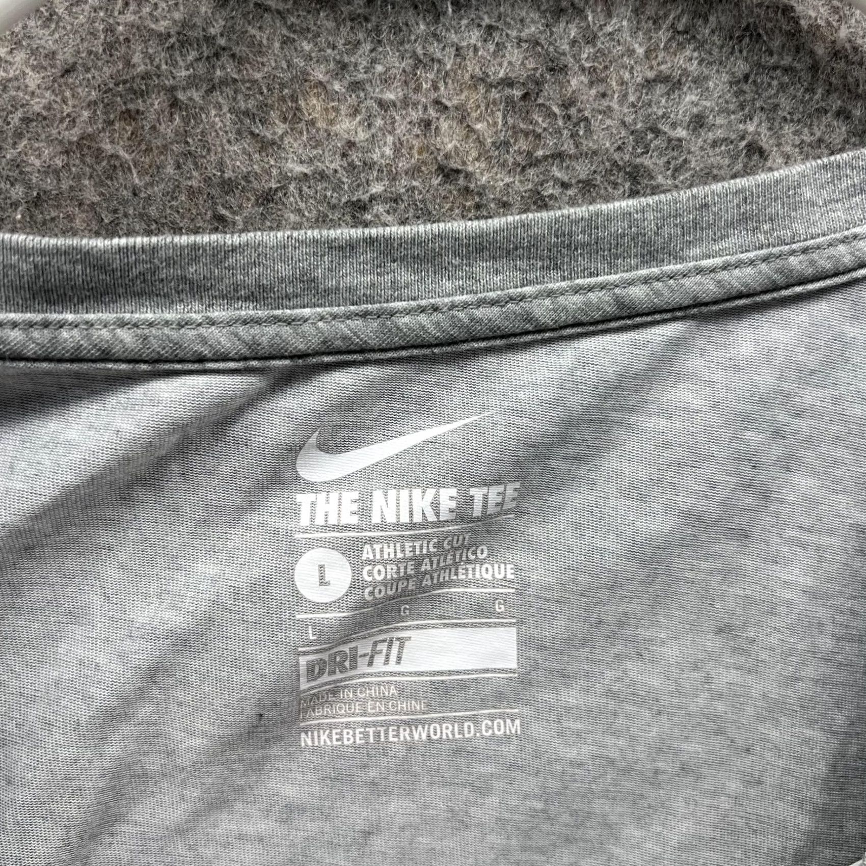 Nike Nike Shirt Women Large Gray Dri-Fit Swoosh Running T-Shirt Sportswear Casual Everyday Spring Summer Winter Size L / US 10 / IT 46 - 5 Thumbnail