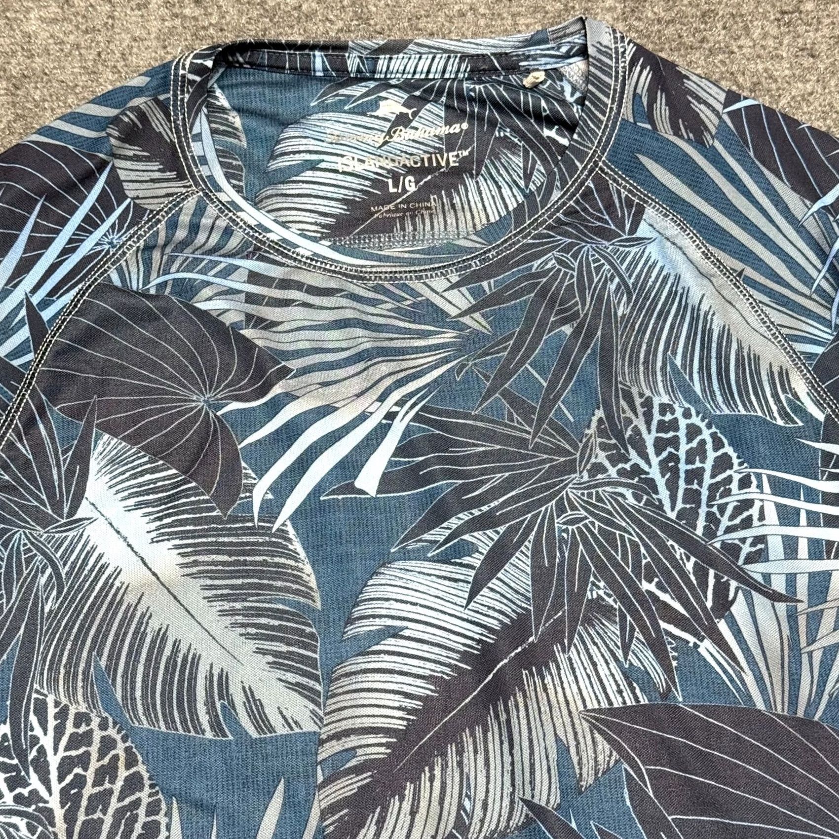 Tommy Bahama Tommy Bahama Shirt Mens Large Blue Island Active Floral Palm Tree Long Sleeve Crew Neck Jersey T-Shirt Size US L / EU 52-54 / 3 - 3 Thumbnail