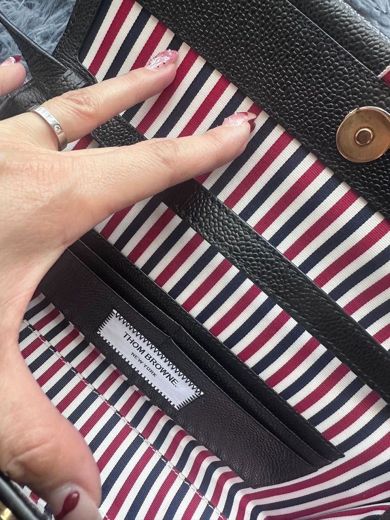 Thom Browne Thom Browne Black leather shoulder bag Size ONE SIZE - 7 Thumbnail