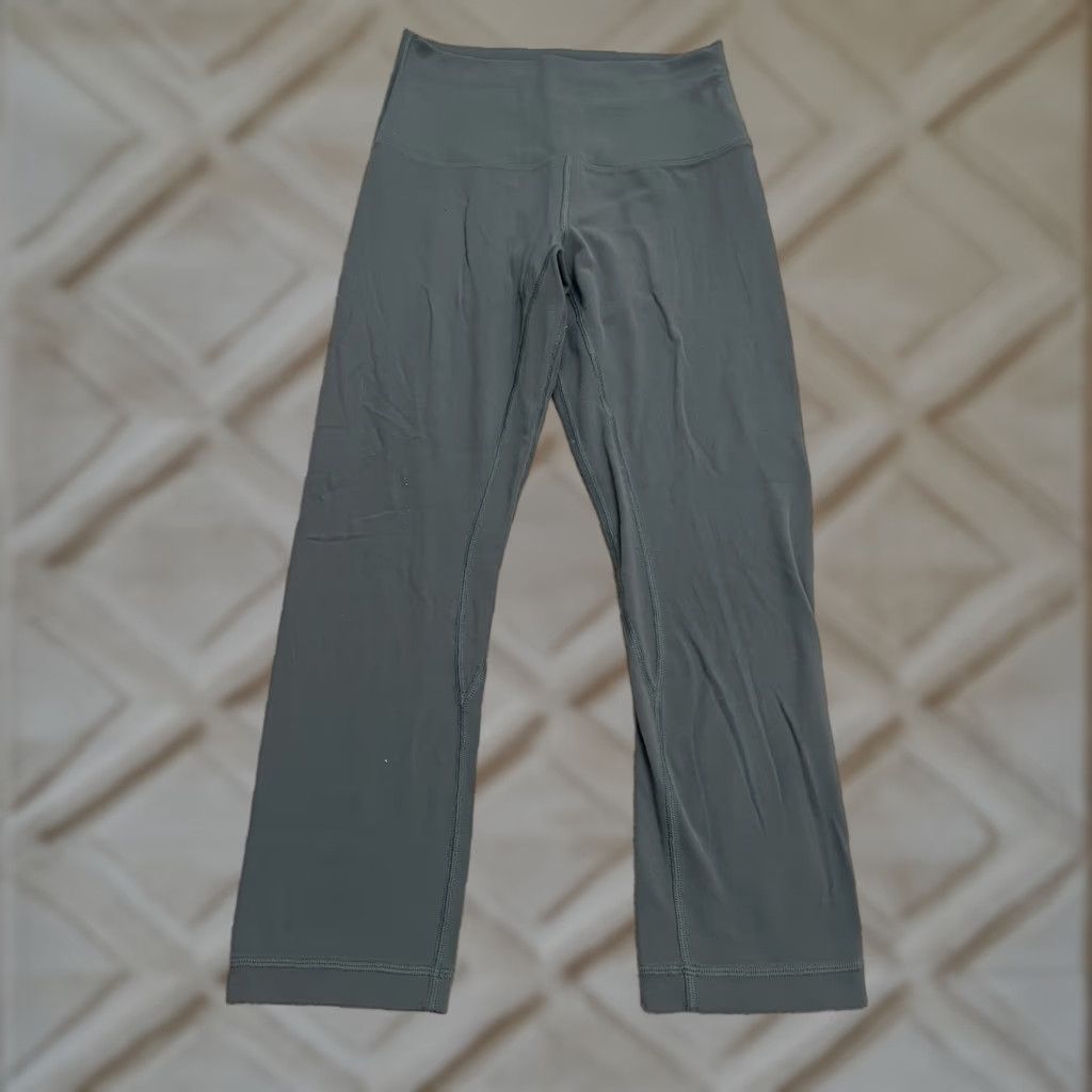 Lululemon VINTAGE Lululemon Compression Leggings Womens 4 Dark Gray Active Yoga Gym Athletic 22x22 Size 27" / US 4 / IT 40 - 1 Thumbnail