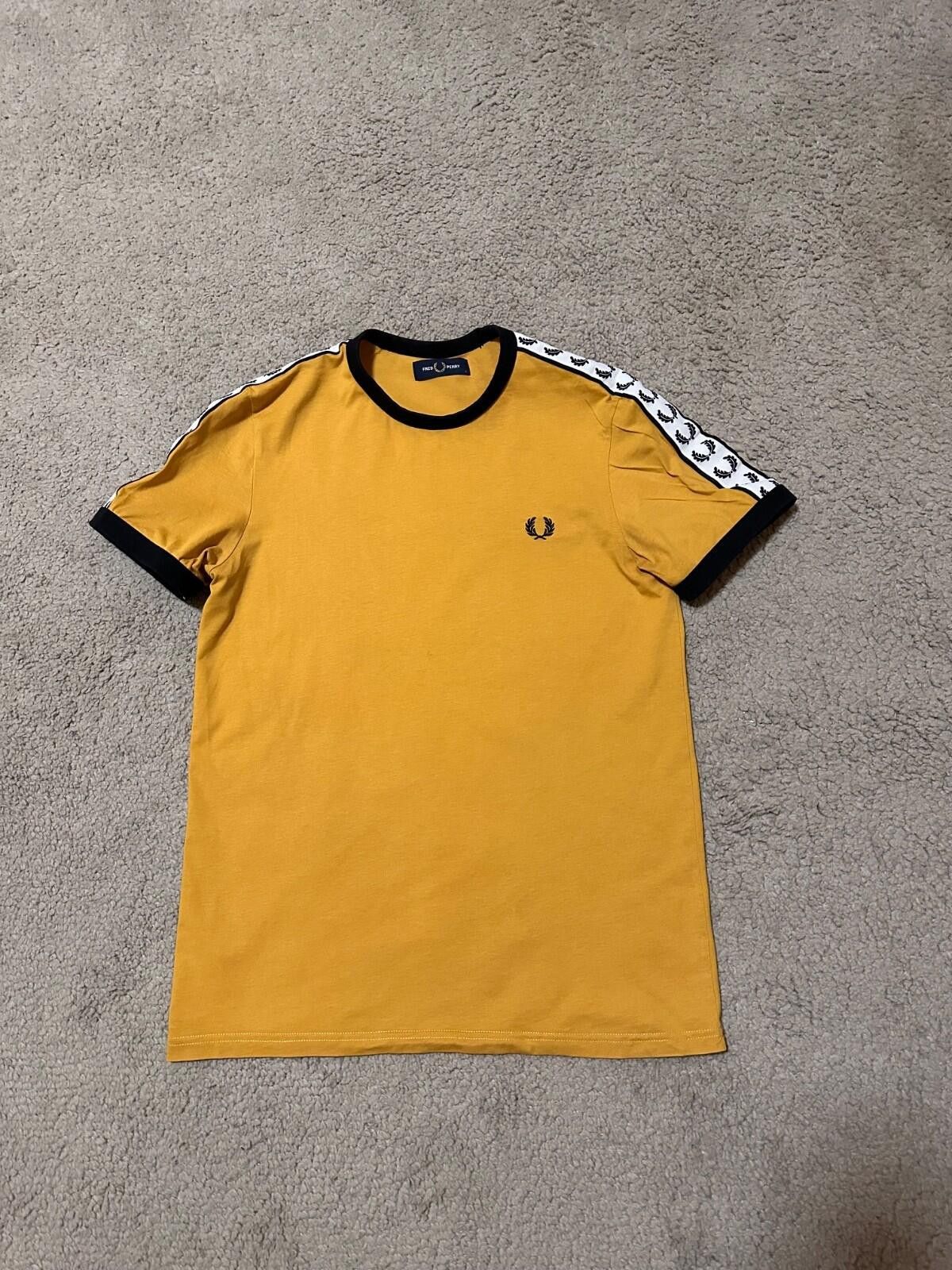 Fred Perry Fred Perry T-Shirt Yellow Lampas Classic Short Sleeve Men's Size US S / EU 44-46 / 1 - 1 Thumbnail