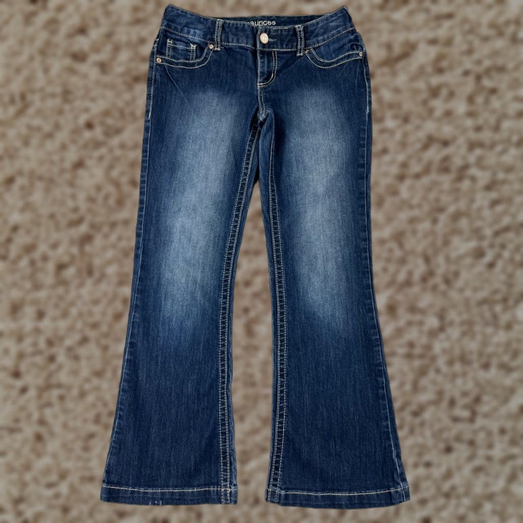 Vintage Maurices Jeans Women 5 Blue Denim Flared Medium Wash Cotton Blend 5-Pocket Design Size 27" / US 4 / IT 40 - 1 Thumbnail