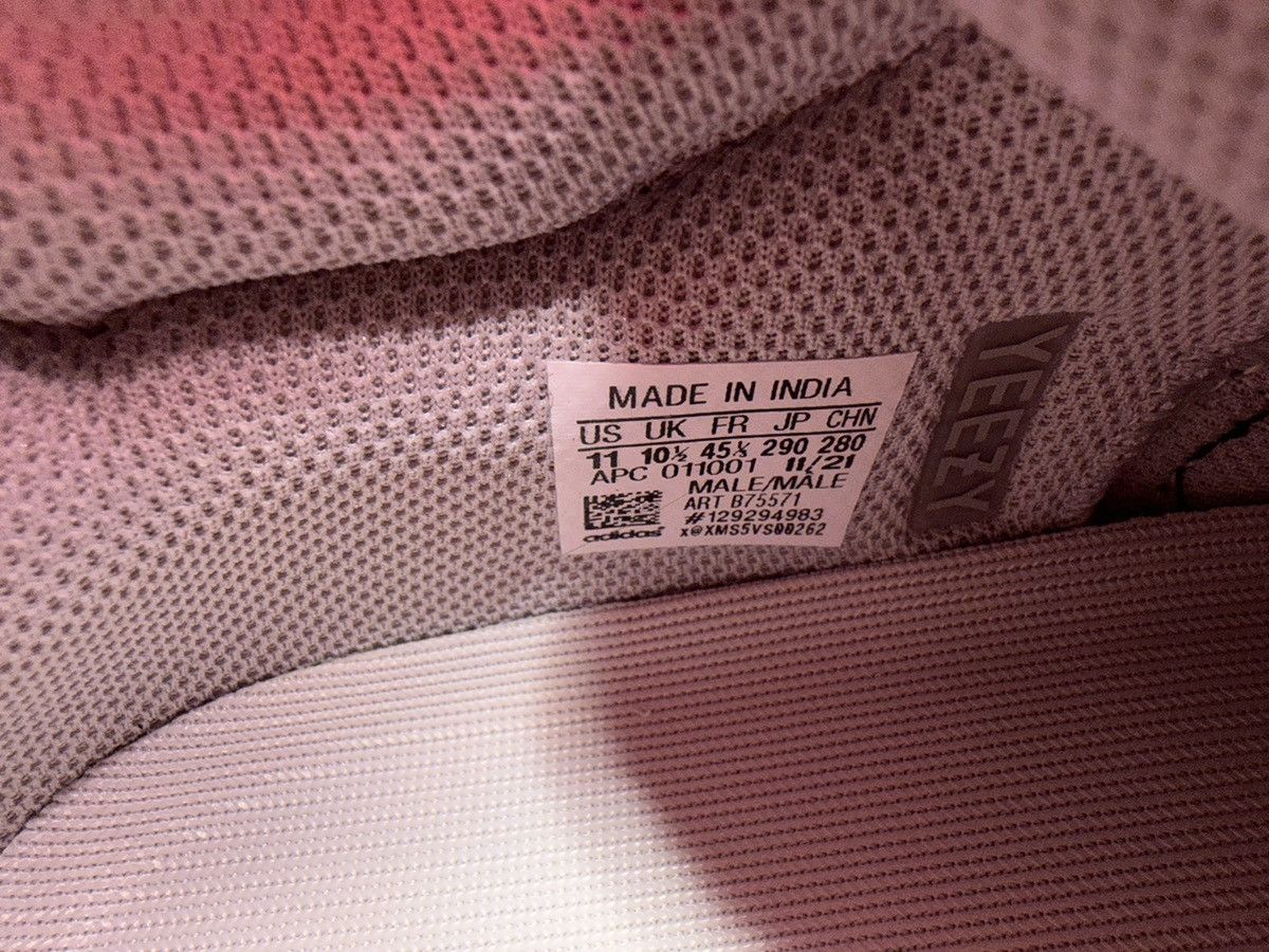 Yeezy Adidas Yeezy 700 size 11 NEW W BOX Size US 11 / EU 44 - 8 Thumbnail