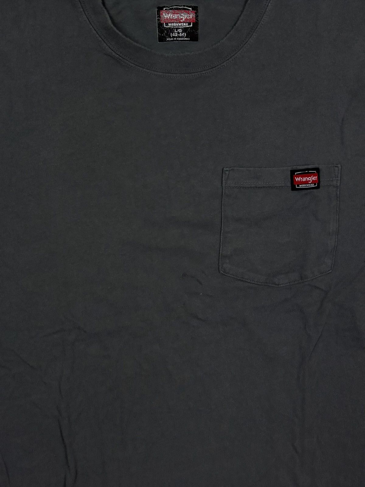 Vintage Vintage 2000s Wrangler Pocket Tee Size US L / EU 52-54 / 3 - 1 Thumbnail