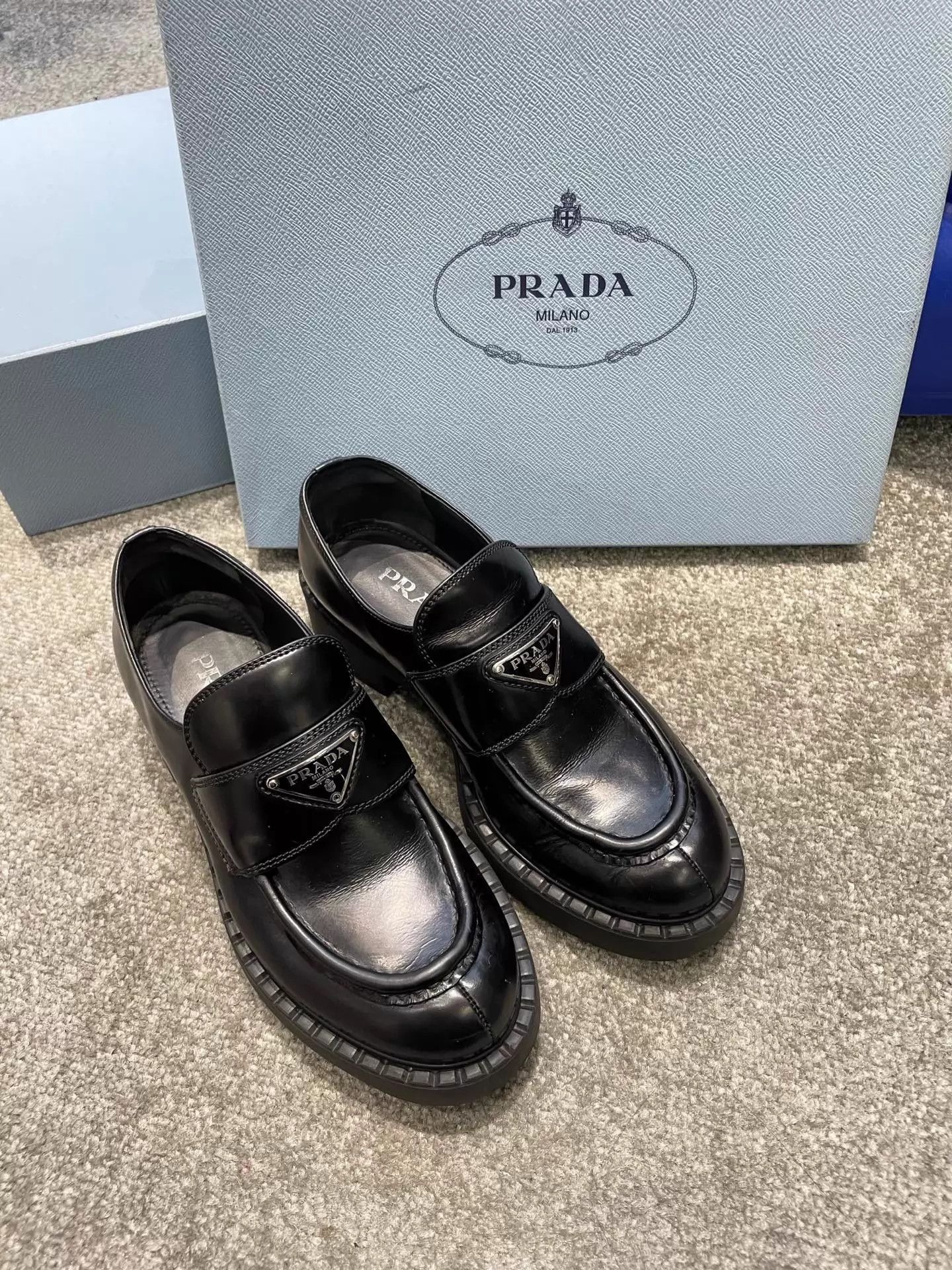 Prada PRADA Women's Calfskin Loafer w/ Polished Metal Badge EU37 Size US 6.5 / IT 36.5 - 3 Thumbnail