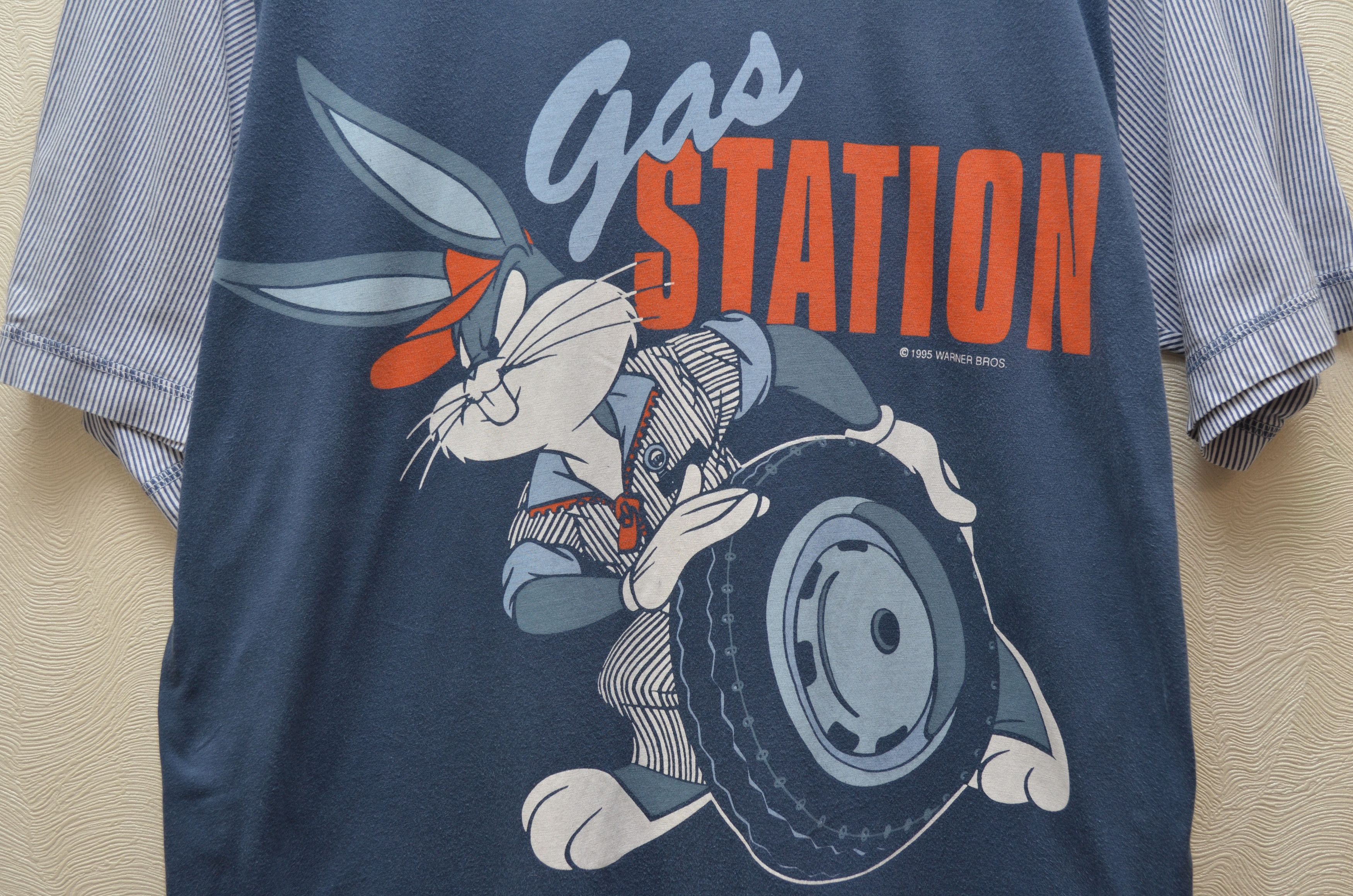 Cartoon Network × Vintage VINTAGE 1995 Bugs Bunny Gas Station Vintage Tee 90s y2k Size US M / EU 48-50 / 2 - 4 Thumbnail