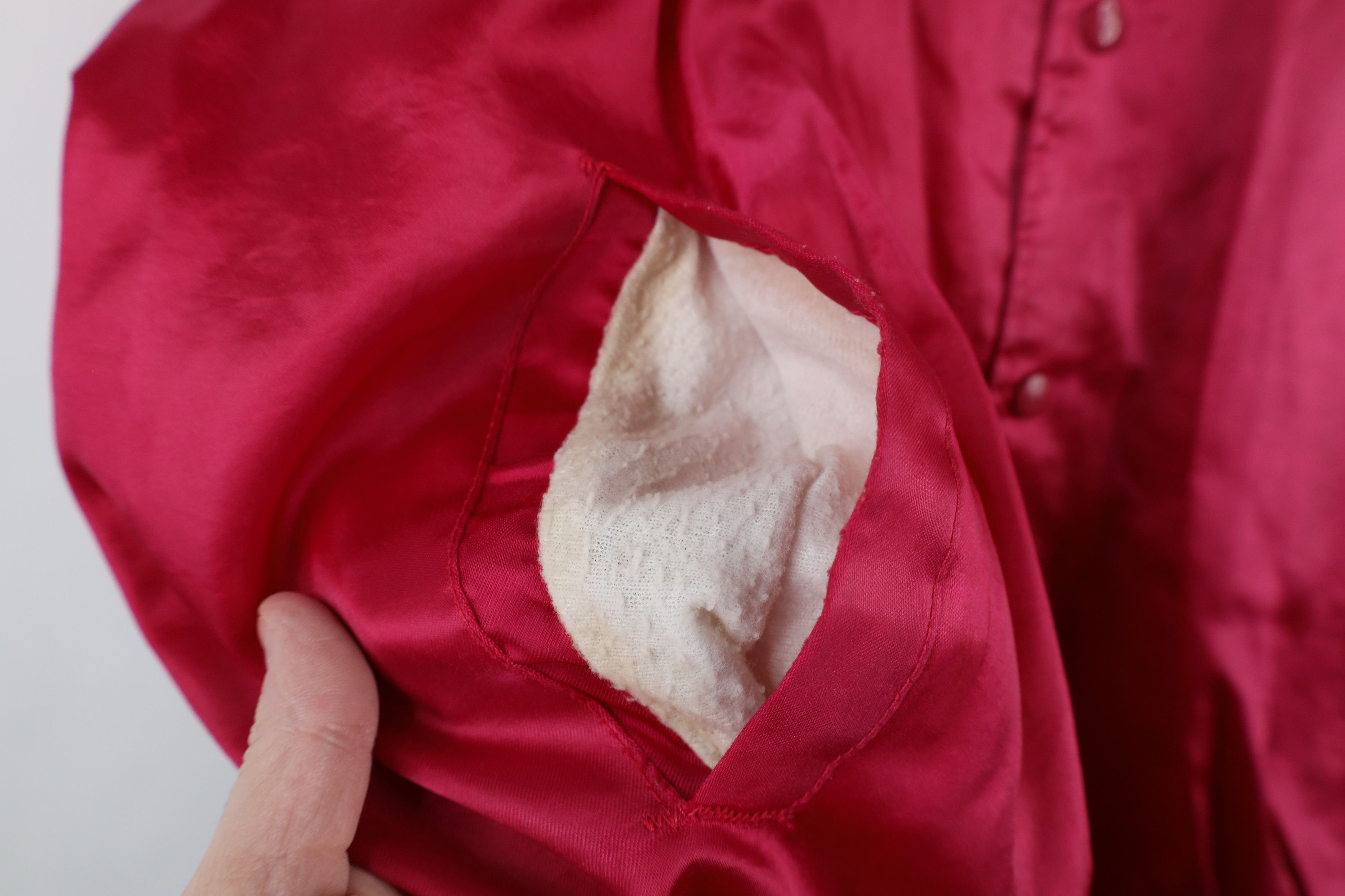 Vintage Vintage 90s Streetwear Smoothies Satin Bomber Jacket USA Size US L / EU 52-54 / 3 - 9 Thumbnail