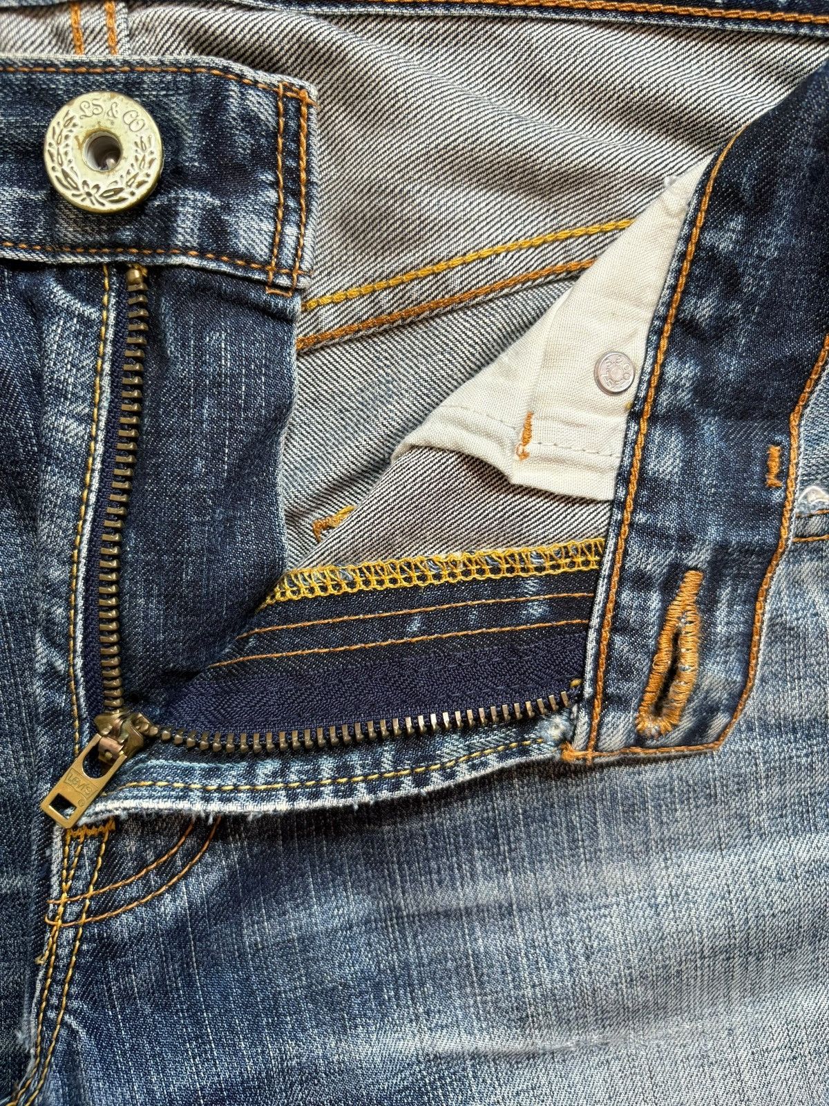 Levi's Vintage 90s Levis 502 Mud Wash Distressed Loose Jeans Size US 31 - 9 Thumbnail