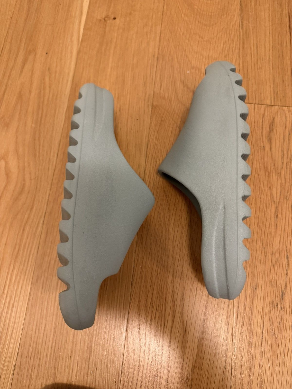 Adidas × Kanye West YEEZY SLIDE SALT Size US 8 / EU 41 - 5 Thumbnail
