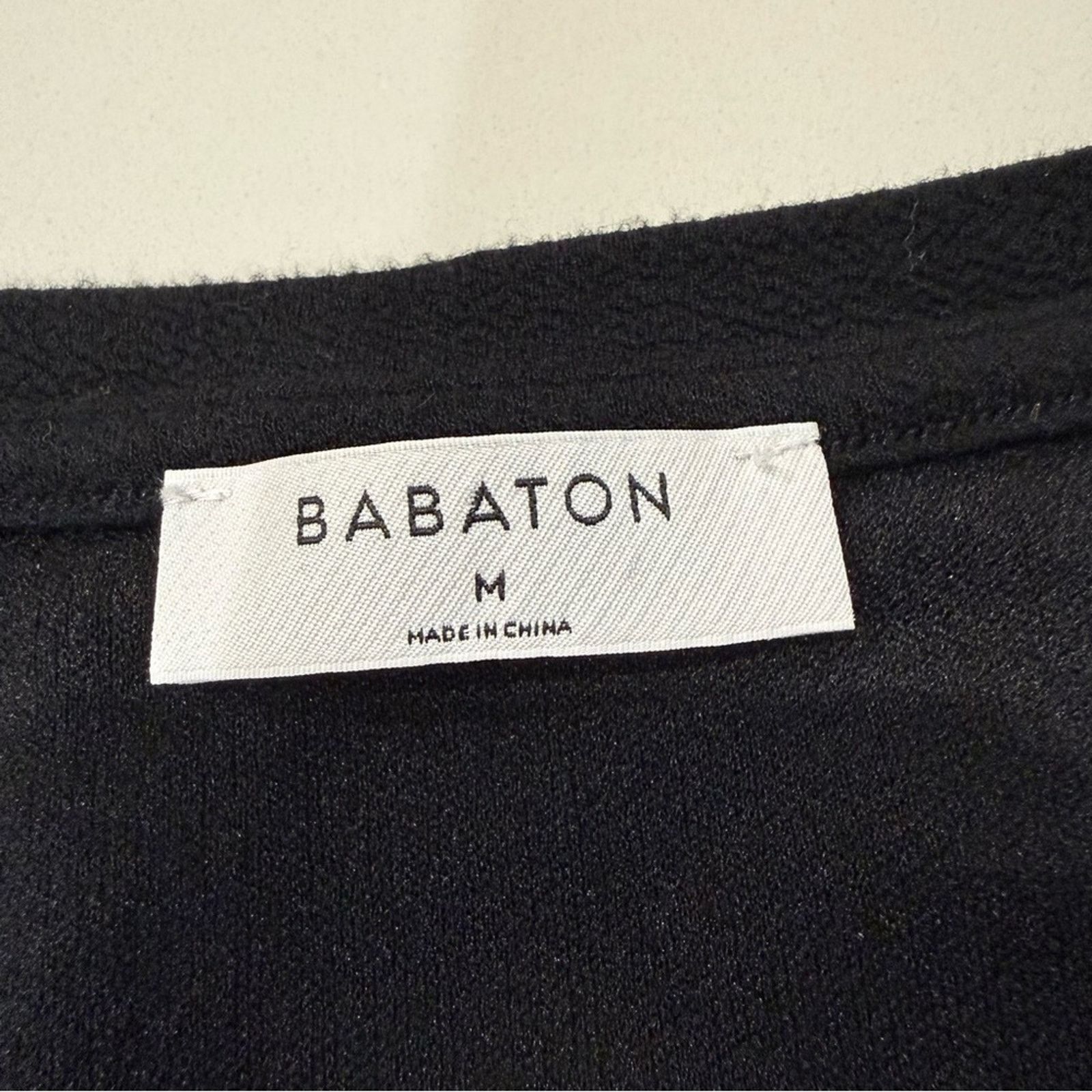 Aritzia Aritzia Babaton Paxton Cuffed Long Sleeve Crop Top Womens M Size M / US 6-8 / IT 42-44 - 10 Thumbnail