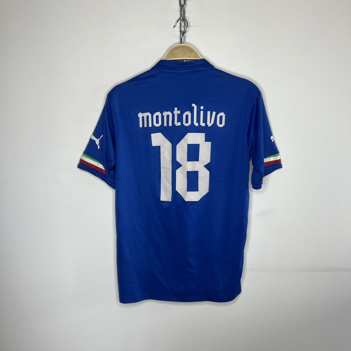 Puma Puma Italy Montolivo 18 Blue Jersey Tshirt Kit Soccer Tesm Size US M / EU 48-50 / 2 - 2 Thumbnail