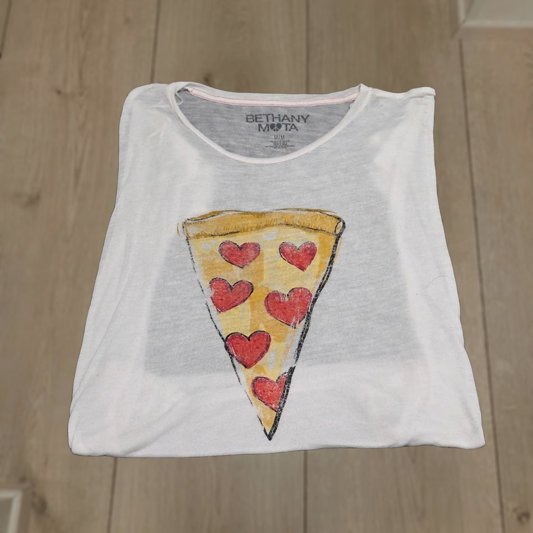 Vintage Bethany Mota LOVE A SLICE OF PIZZA T-Shirt Womens Medium Off-White Lightweight Semi-Sheer Relaxed Shirt Size M / US 6-8 / IT 42-44 - 1 Thumbnail