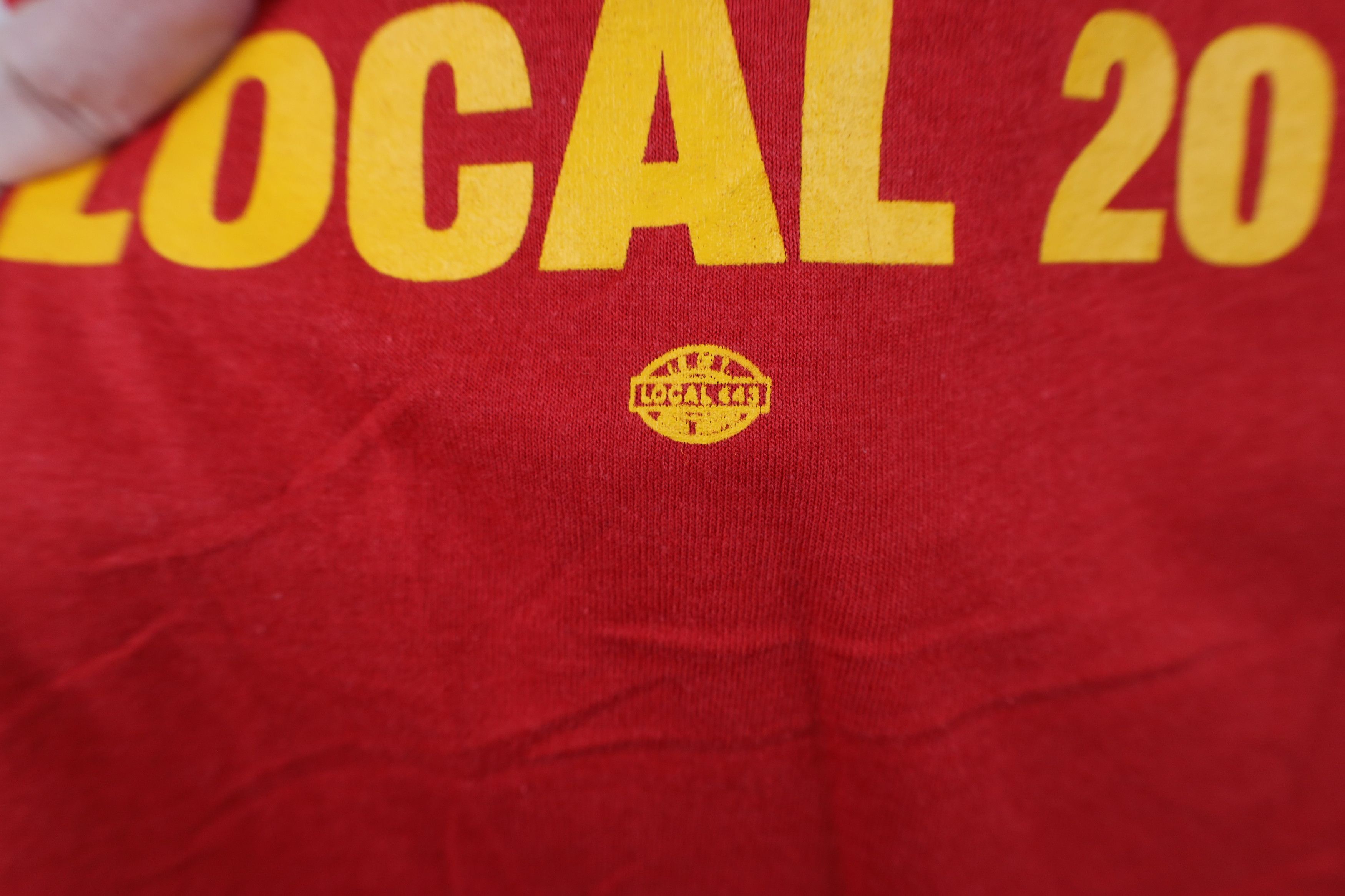 Vintage Vintage 80s Local 20 Union Short Sleeve T-Shirt Red USA Size US XL / EU 56 / 4 - 5 Thumbnail