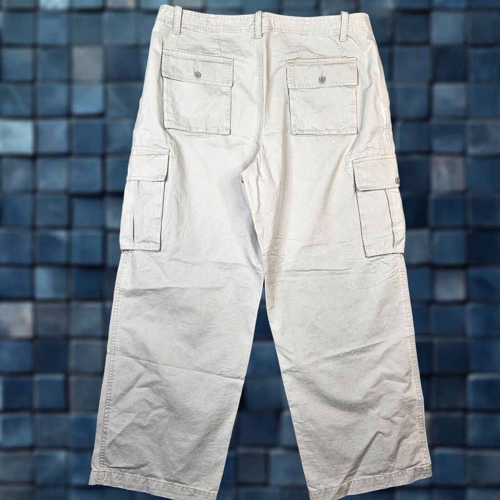 Gap VINTAGE GAP STANDARD Cargo Canvas Pants Size 38/30 Men Beige Regular Straight Cargo Pocket Front Flat Front Buttonless? No - keep original: Button Size US 38 / EU 54 - 1 Thumbnail