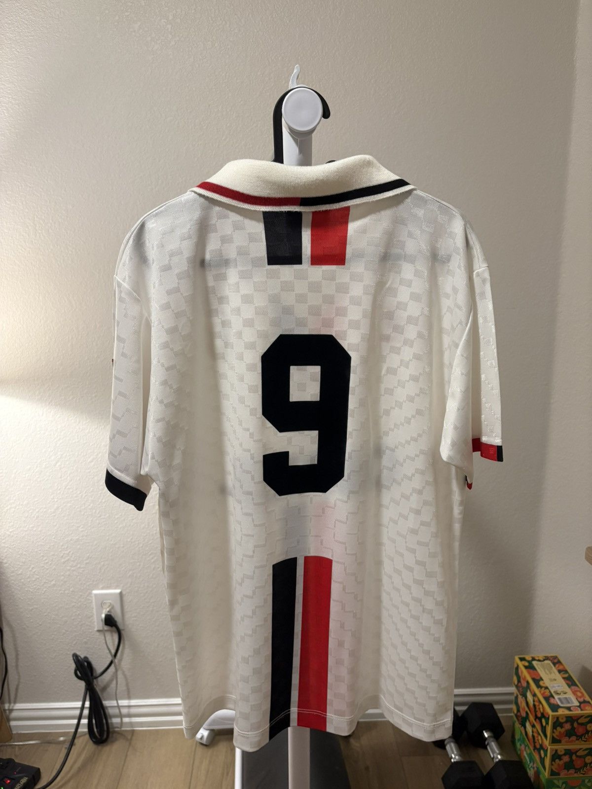 Lotto Sport AC Milan vintage jersey by lotto Size US M / EU 48-50 / 2 - 3 Thumbnail