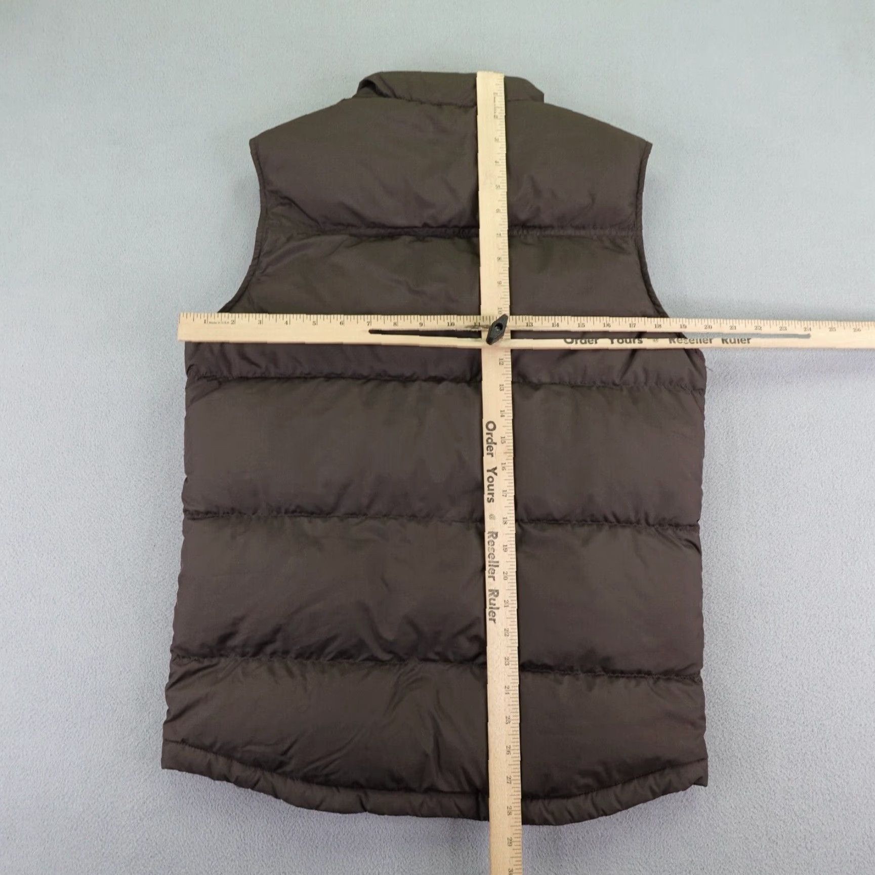 Vintage VINTAGE Woolrich Vest Mens Small Brown Puffer Down Zip Full Zip Quilted Outdoors Size US S / EU 44-46 / 1 - 6 Thumbnail