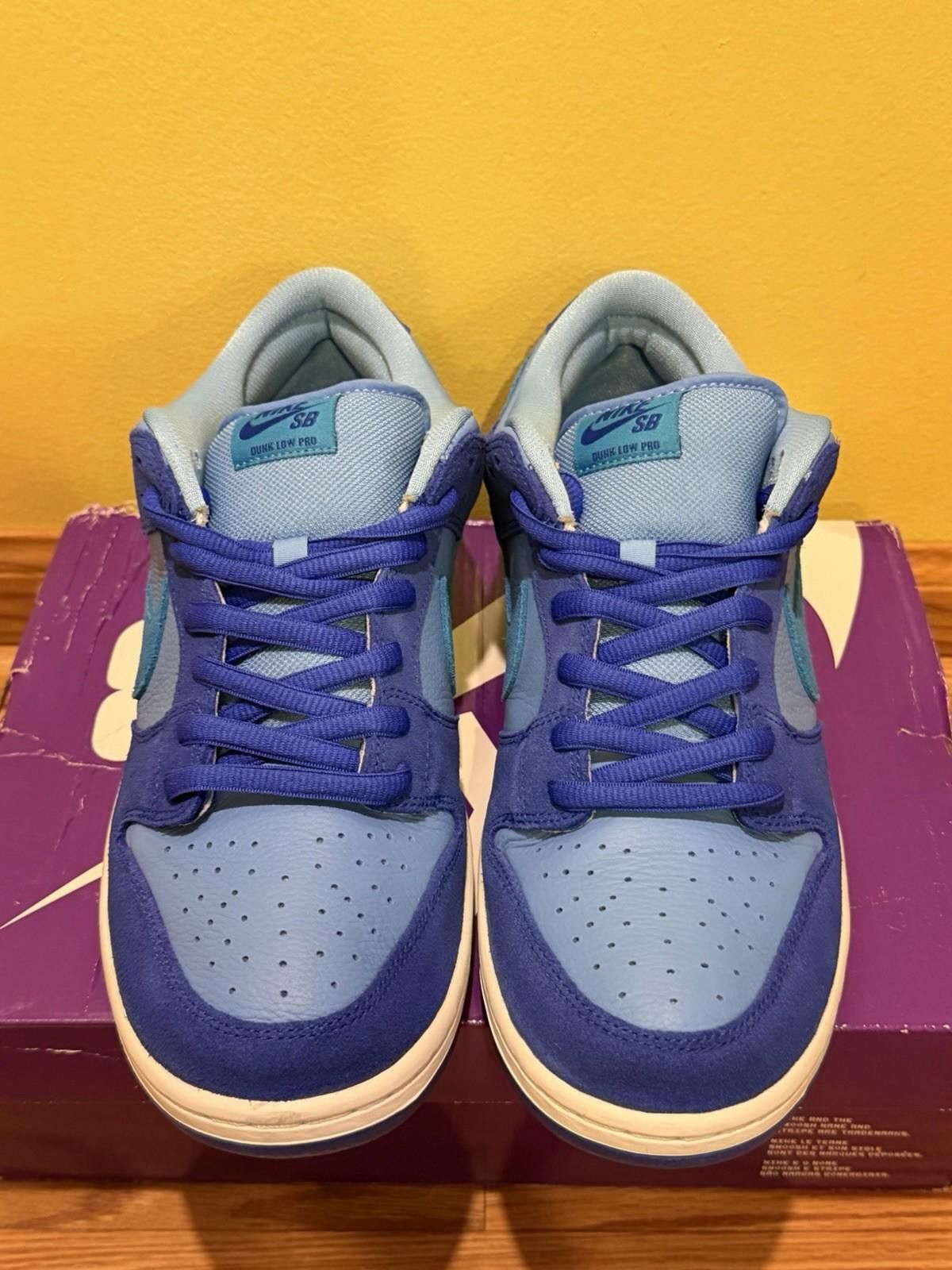 Nike Nike SB Low Pro Fruit Pack Blue Raspberry Size 12 DM0807-400 Size US 12 / EU 45 - 3 Thumbnail
