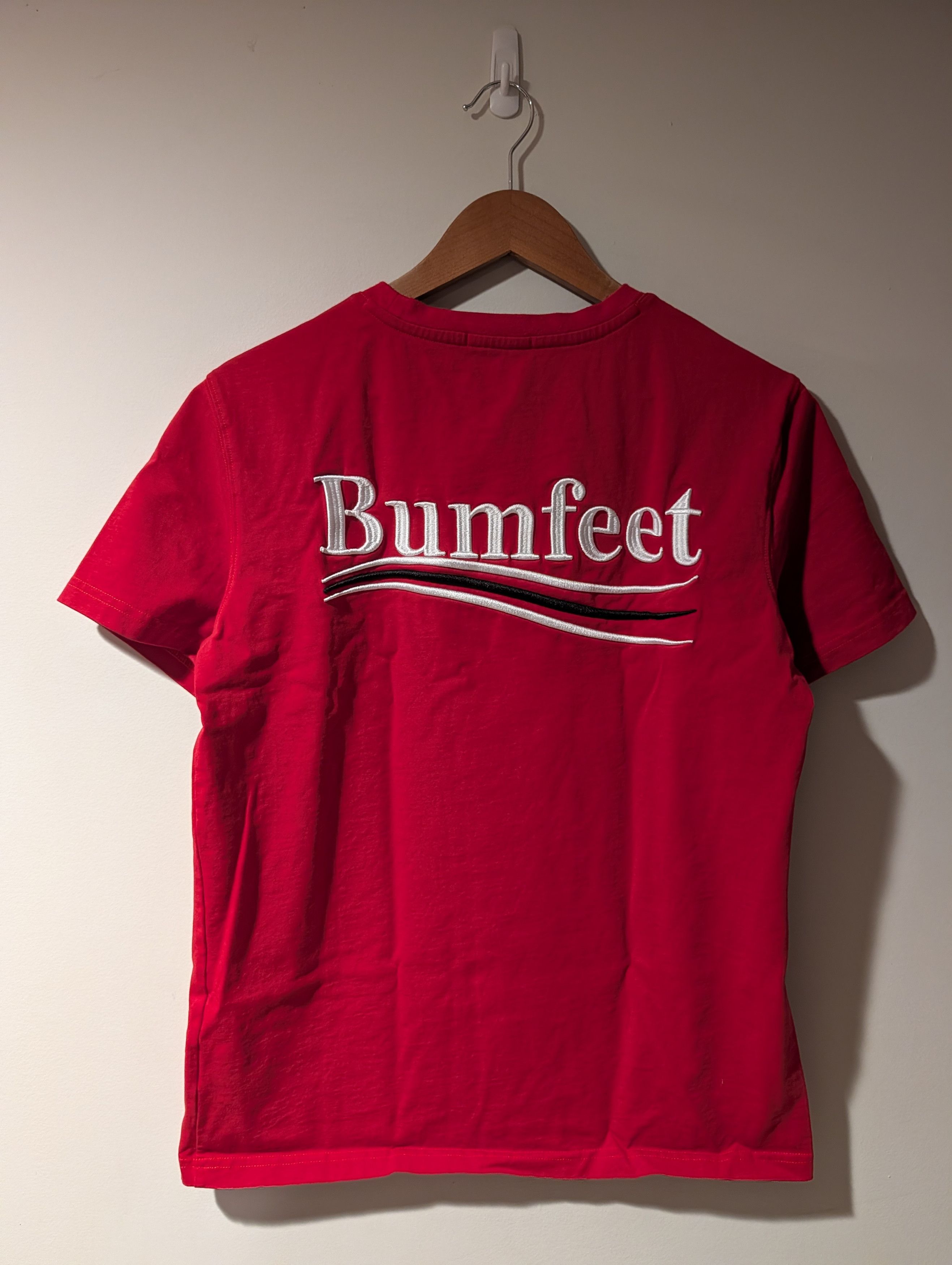 Gildan Bumfeet Exotic Dept Graphic Balenciaga T-Shirt Embroidered Size US L / EU 52-54 / 3 - 6 Thumbnail
