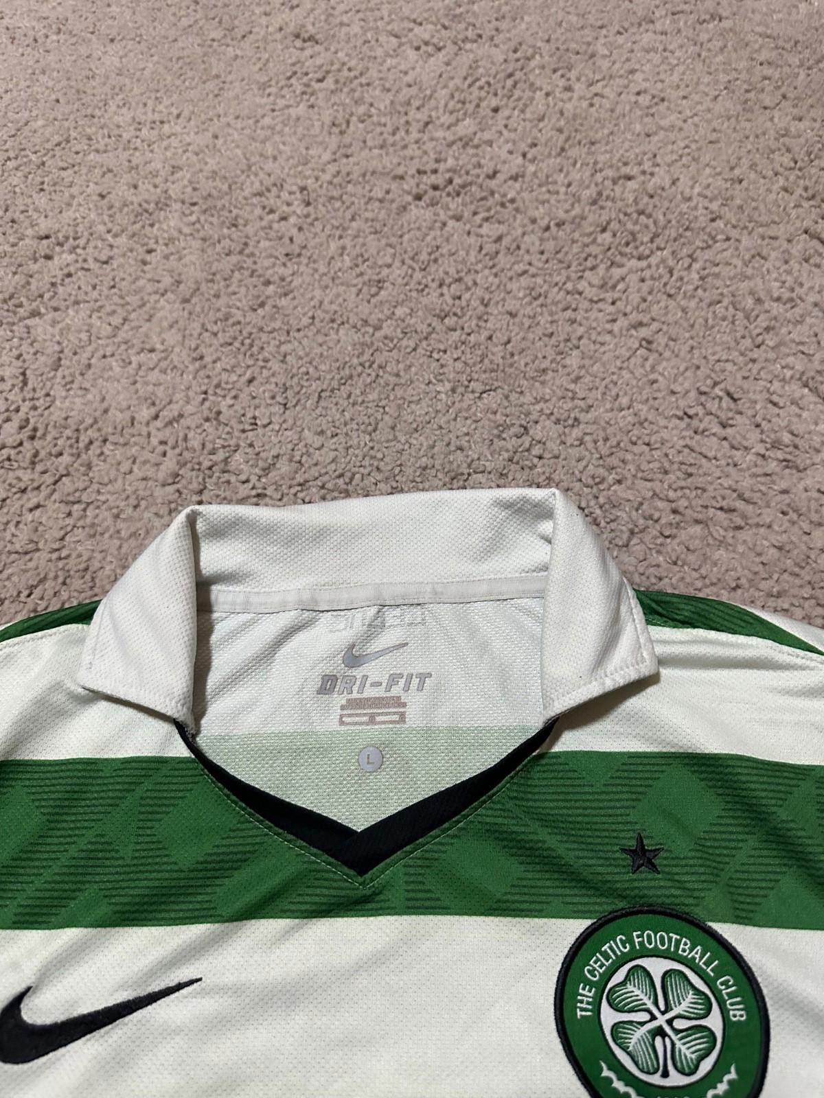 Nike #20 McCOURT Nike Celtic FC 2010/12 Football Soccer Jersey Size US L / EU 52-54 / 3 - 4 Thumbnail