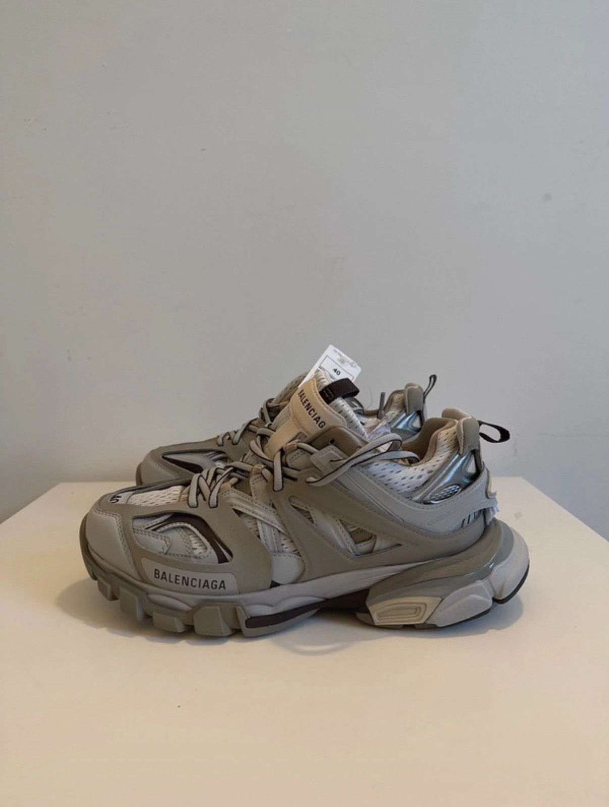 Balenciaga Balenciaga defender/bouncer in grey | Grailed