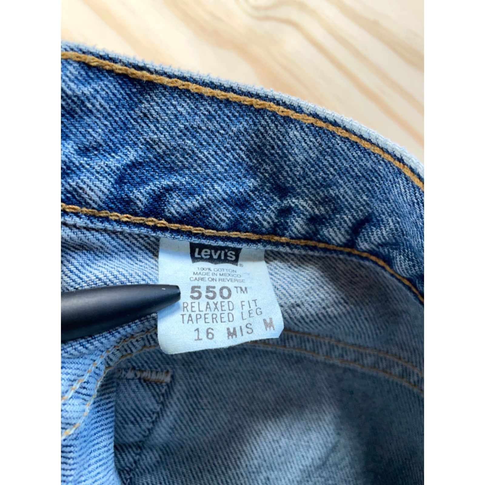 Levi's VINTAGE Levi's 550 Jeans Womens 16 MIS M (33/30) Relaxed Fit Taper Blue Denim Y2K Size 38" / US 16 / IT 52 - 3 Thumbnail