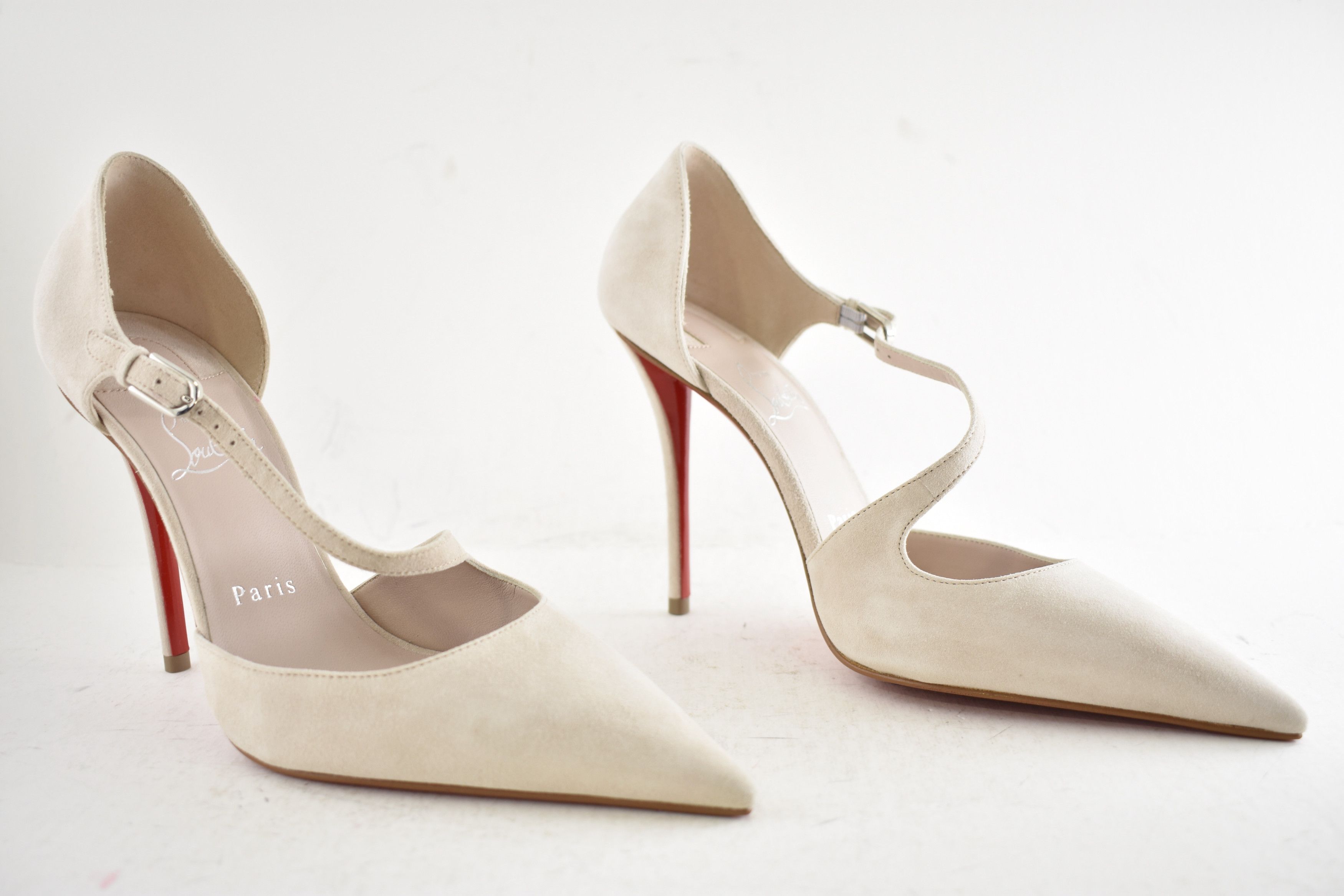 Christian Louboutin Miss Ziggyta 100 Pearl Beige Suede Strap Heel Pump 39.5 Size US 9.5 / IT 39.5 - 7 Thumbnail
