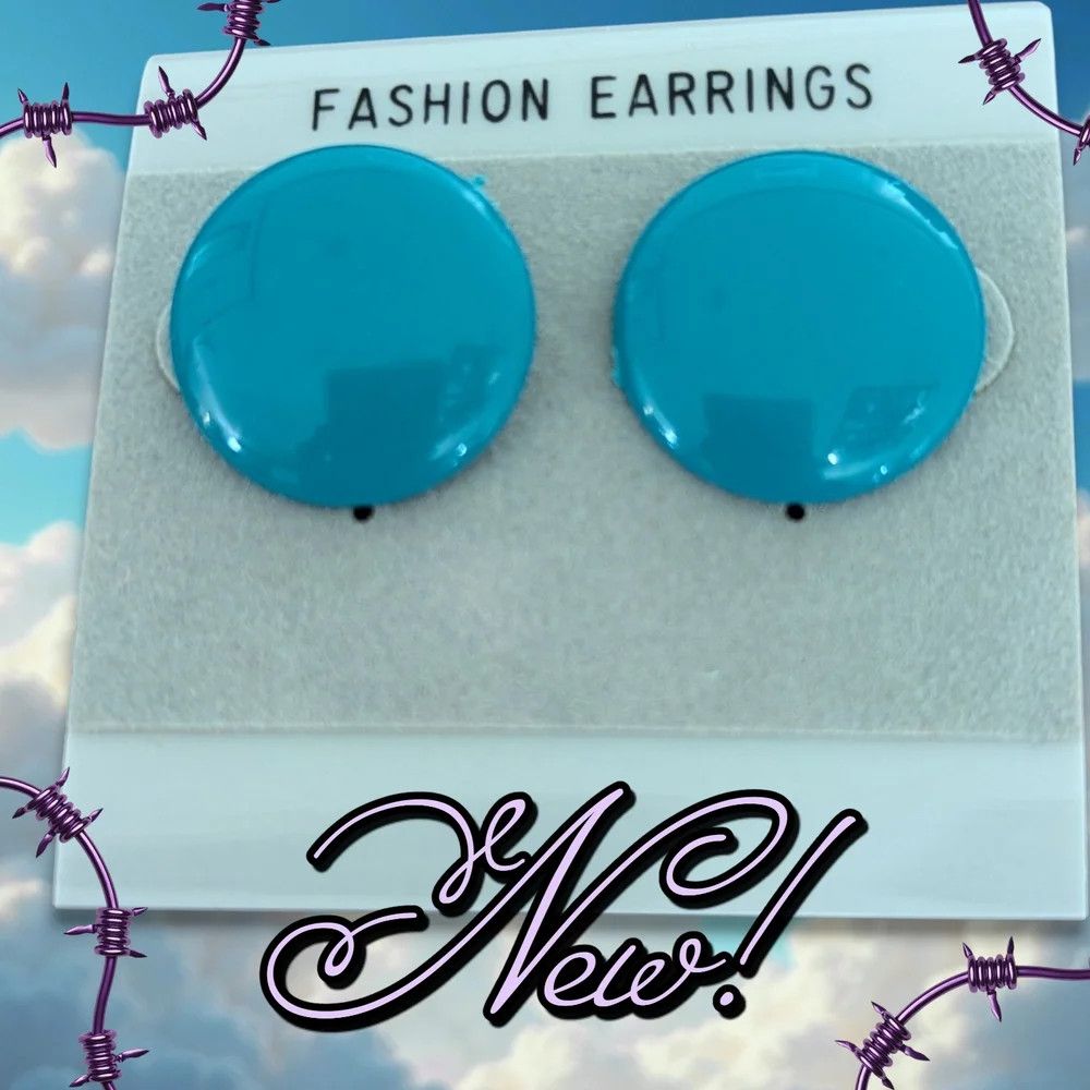 The Unbranded Brand Vintage 0.75" Blue Round Fashion Pierced Earrings Boho 60's Size ONE SIZE - 1 Thumbnail
