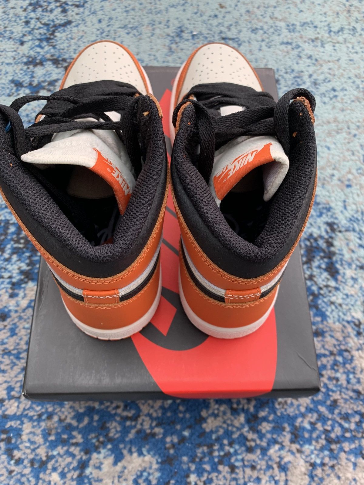 Jordan Brand Jordan 1 Reverse Shattered Backboard GS Size US 6 / EU 39 - 7 Thumbnail