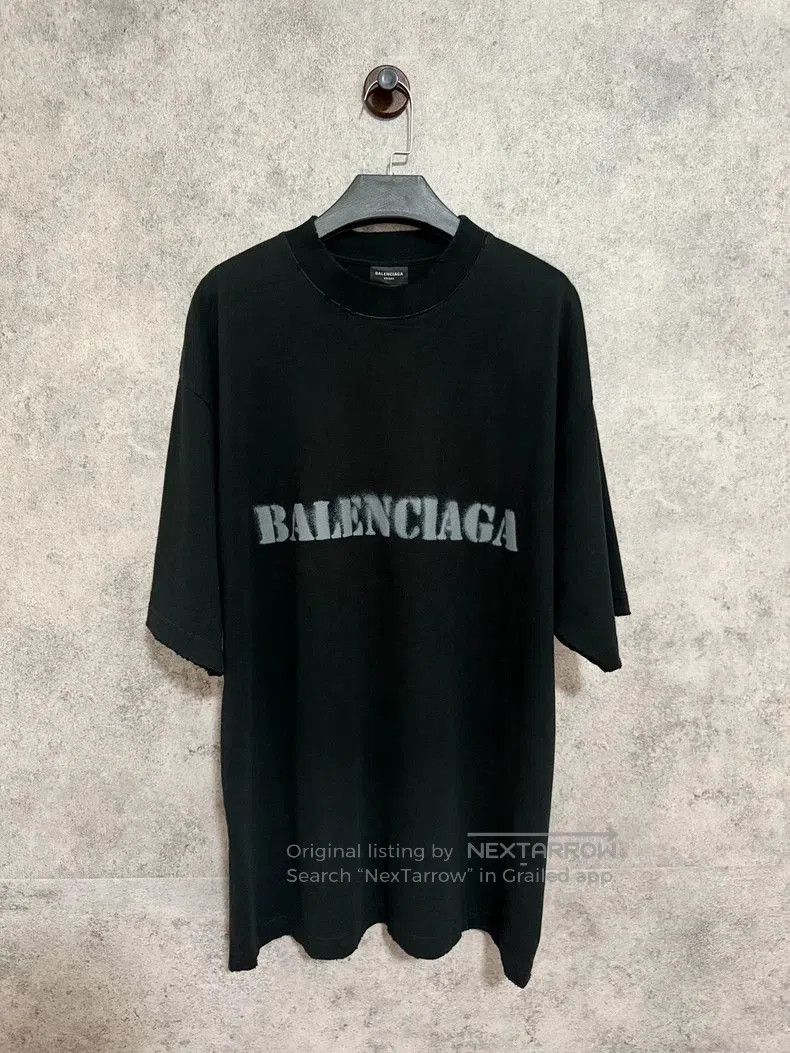 Balenciaga Balenciaga SS24 Blur Logo Tee. Size US M / EU 48-50 / 2 - 1 Thumbnail