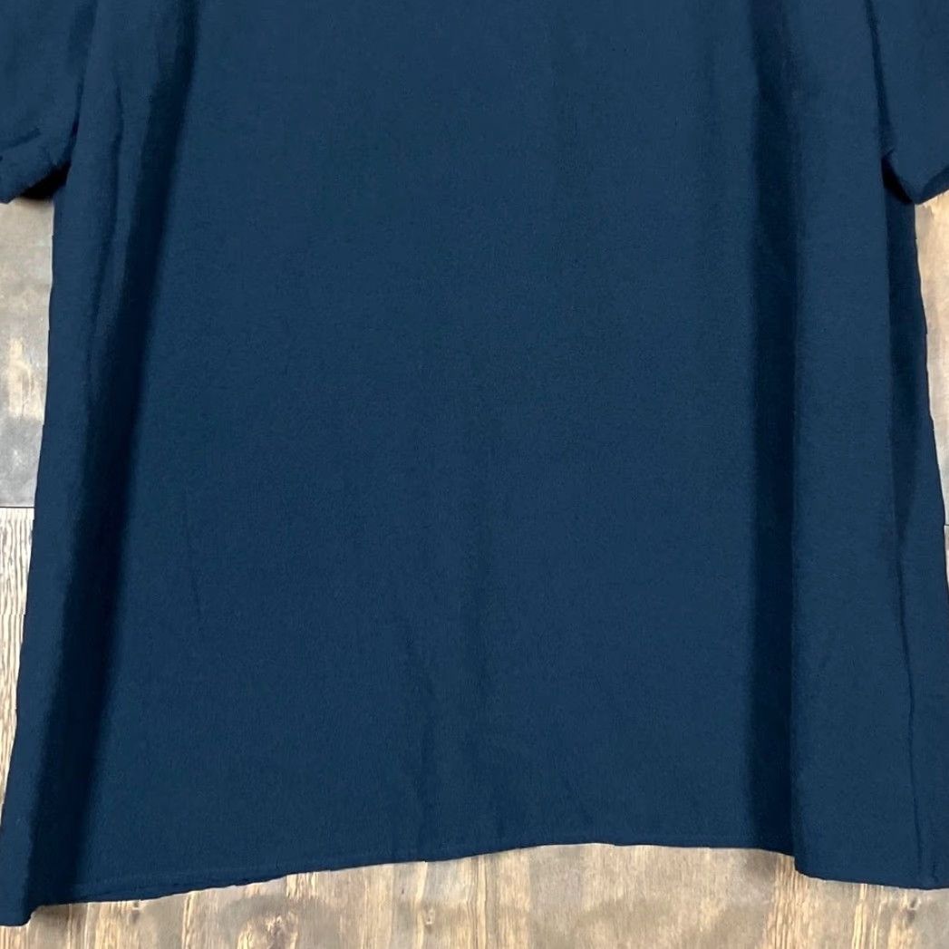 Banana Republic VINTAGE Banana Republic Womens Blouse Navy Short Sleeve Open Pleated Back Stretch M Size M / US 6-8 / IT 42-44 - 3 Thumbnail