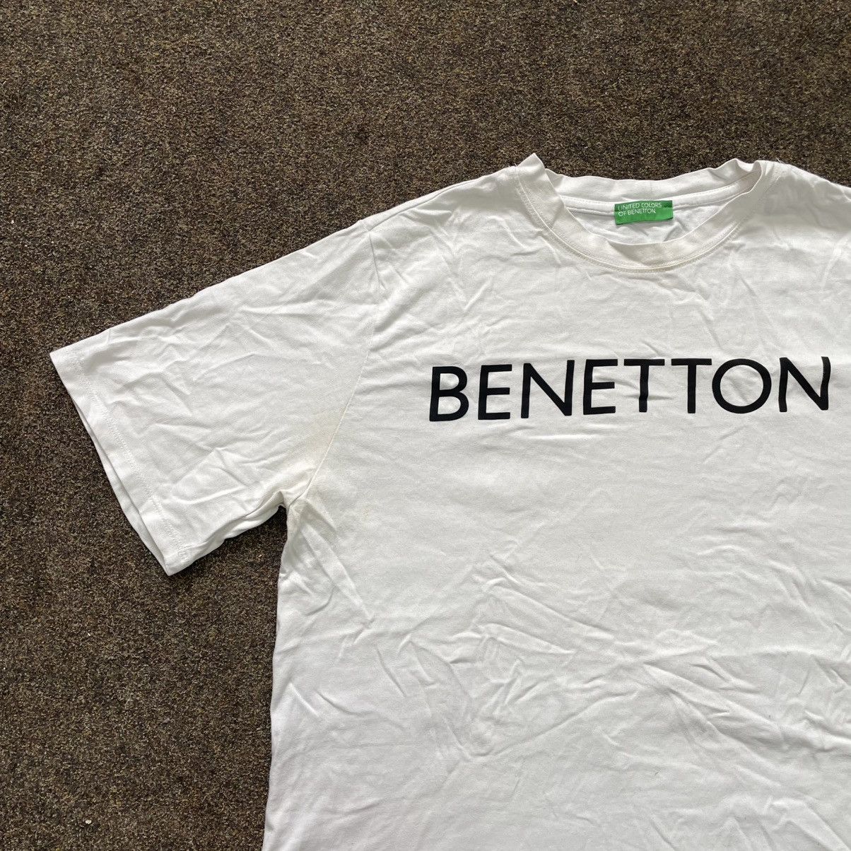 Vintage Vintage Benetton Centre Logo Tee Streetwear Oversized L Size US L / EU 52-54 / 3 - 2 Thumbnail