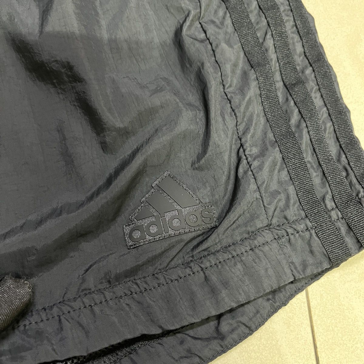 Adidas Adidas Black Stripes Shorts Size 30" / US 8 / IT 44 - 3 Thumbnail