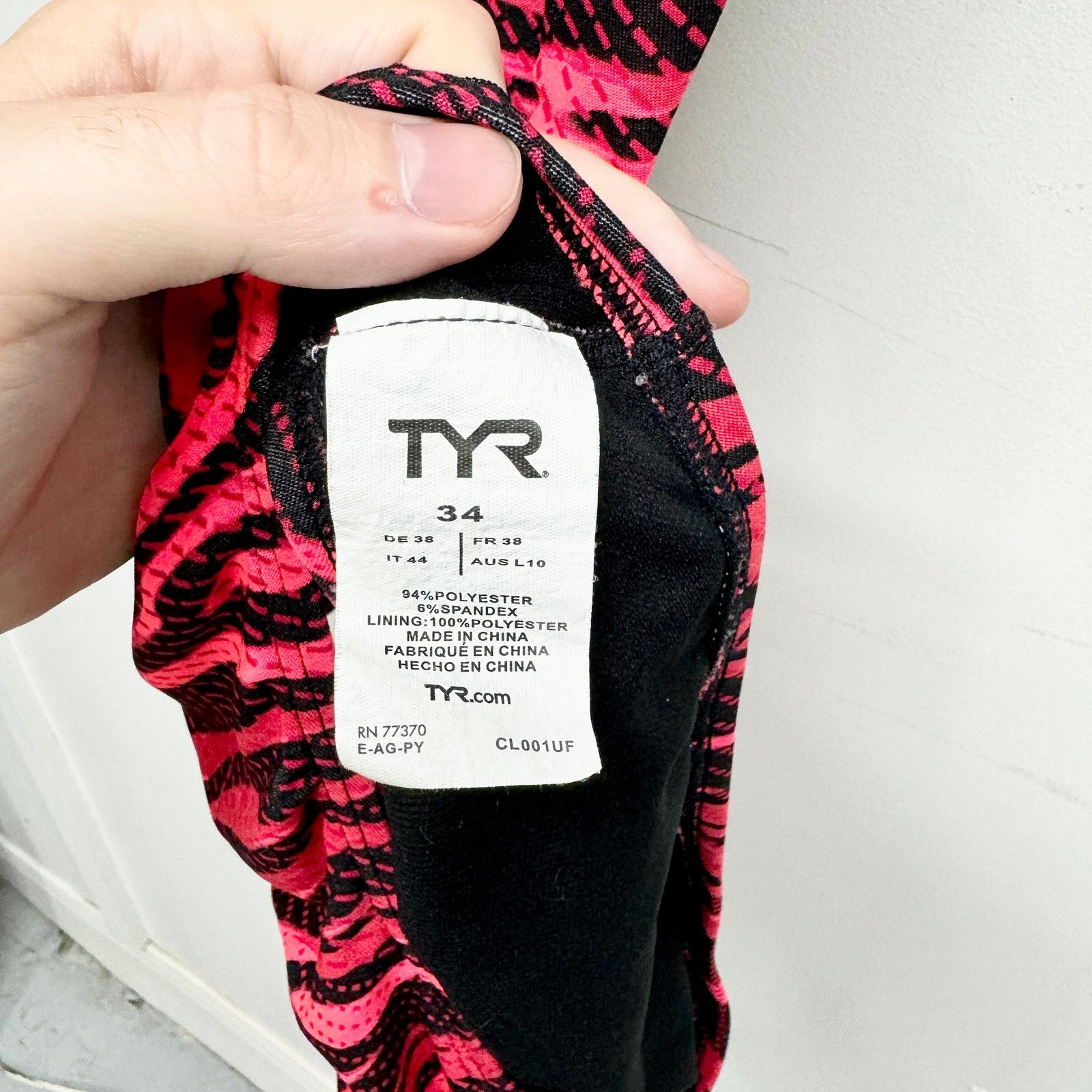 Other TYR One Piece Durafast Elite Fizzy Cut outfit Size 34 Size ONE SIZE - 3 Thumbnail