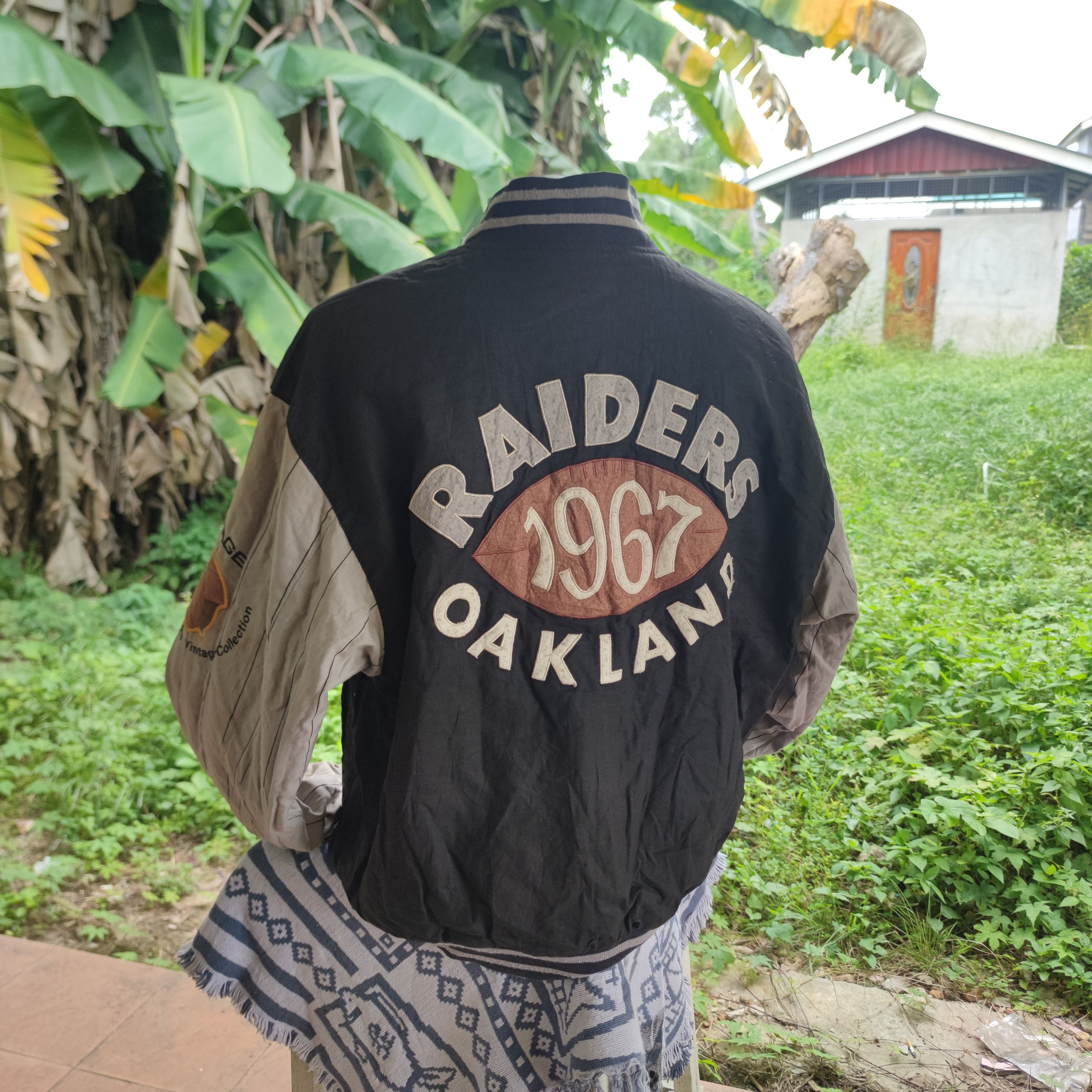 Mirage × NFL VINTAGE MIRAGE OAKLAND RAIDERS REVERSIBLE JACKET Size US L / EU 52-54 / 3 - 4 Thumbnail