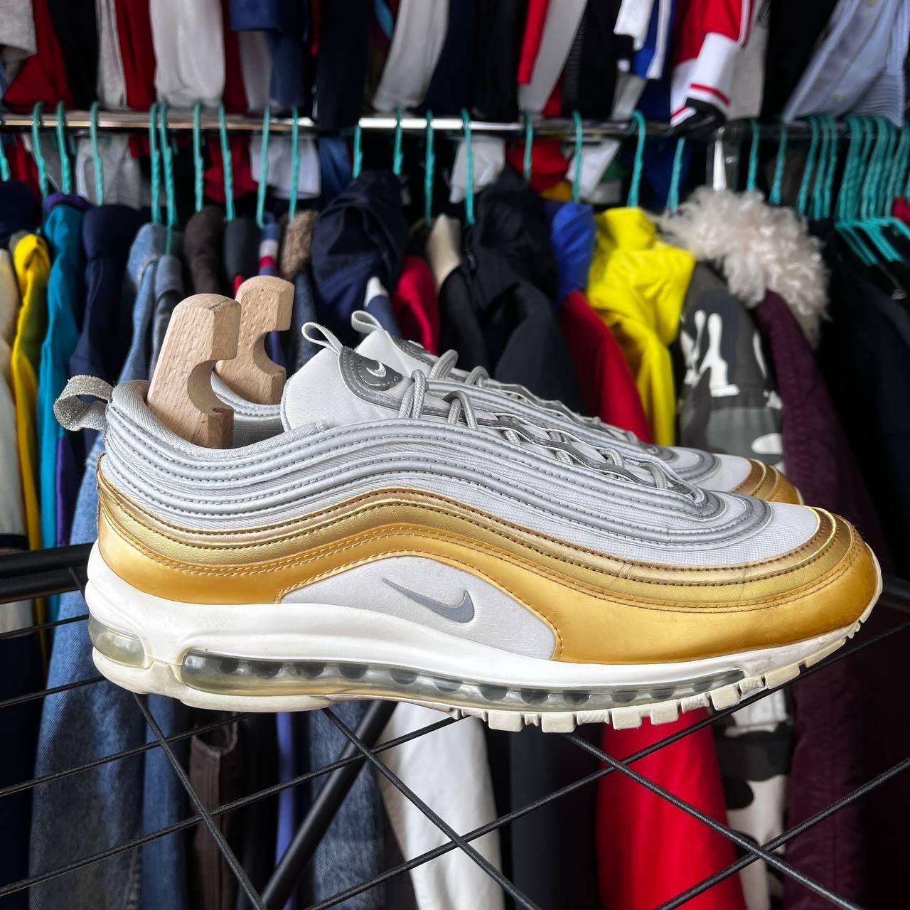 Nike Nike Air Max 97 SE Vast Grey/Silver/Metallic Gold Sneakers Size US 12 / EU 45 - 2 Thumbnail
