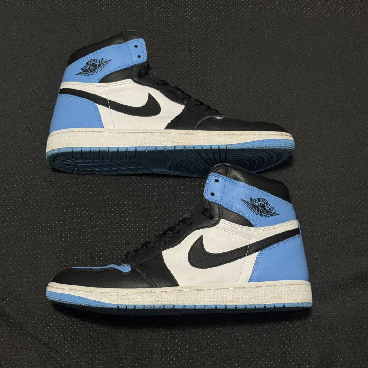 Jordan 1 Retro High OG “UNC Toe”