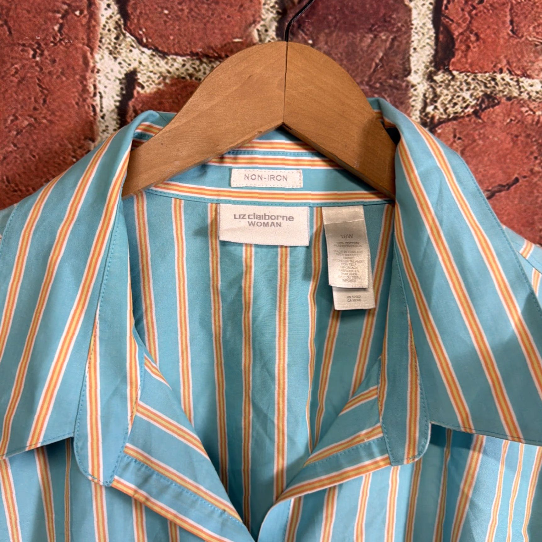 Liz Claiborne Liz Claiborne Shirt Womens 18W Blue Striped Non-Iron Button Up Dress Shirt Size XXL / US 16-18 / IT 52-54 - 2 Thumbnail