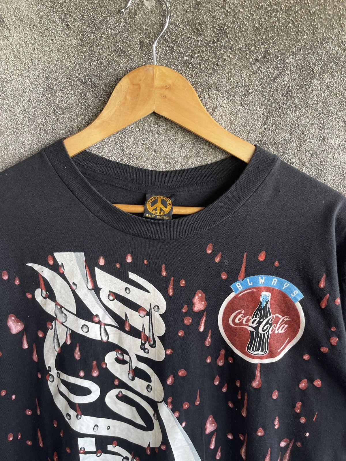 Coca Cola Vintage 90s Thrashed🔥COCA COLA✖️WOODSTOCK🔥AOP Distressed Tee Size US L / EU 52-54 / 3 - 6 Thumbnail