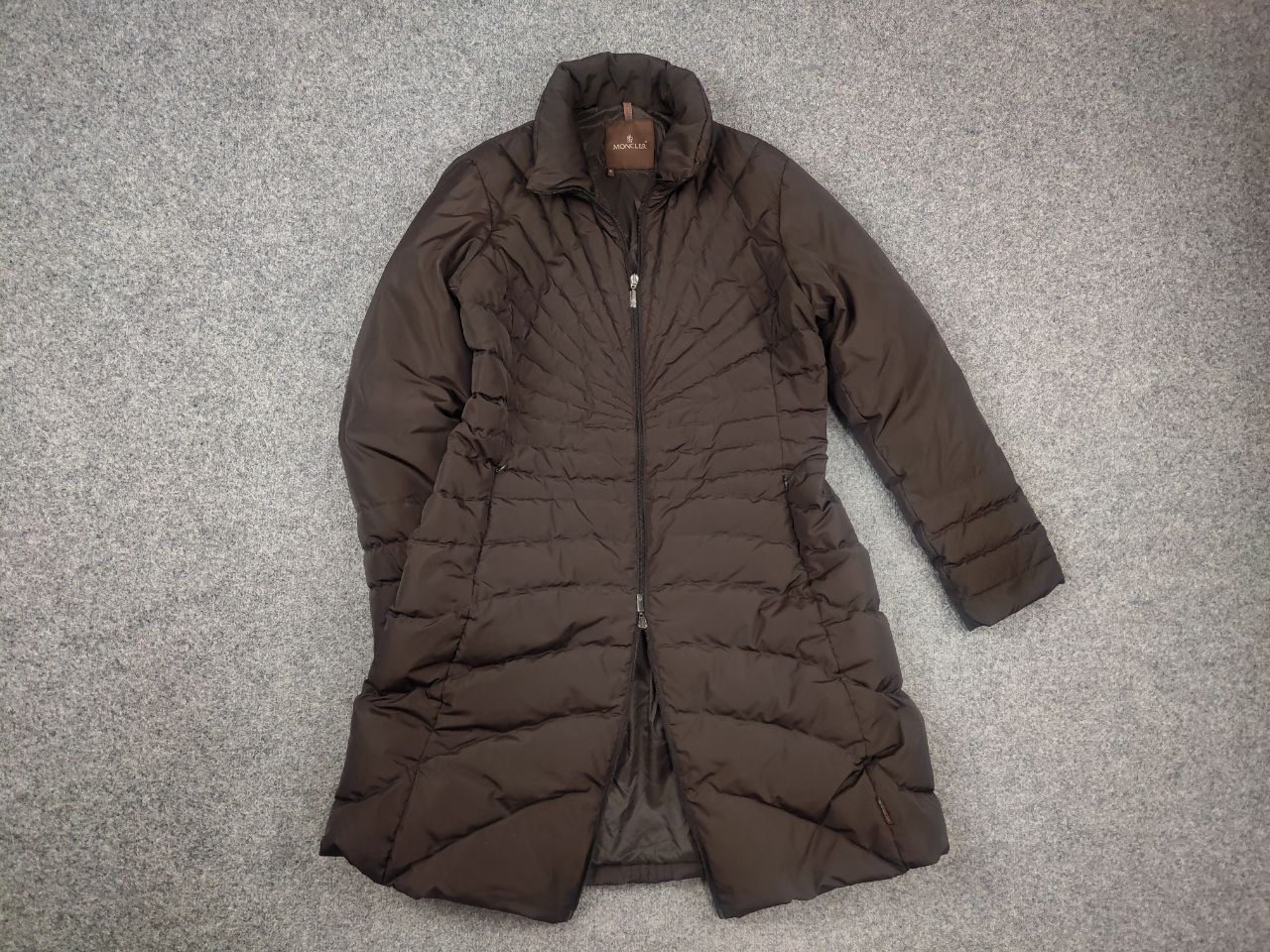Moncler Vintage 90's Moncler authentic quilted Down Long Jacket Size XL / US 12-14 / IT 48-50 - 2 Thumbnail