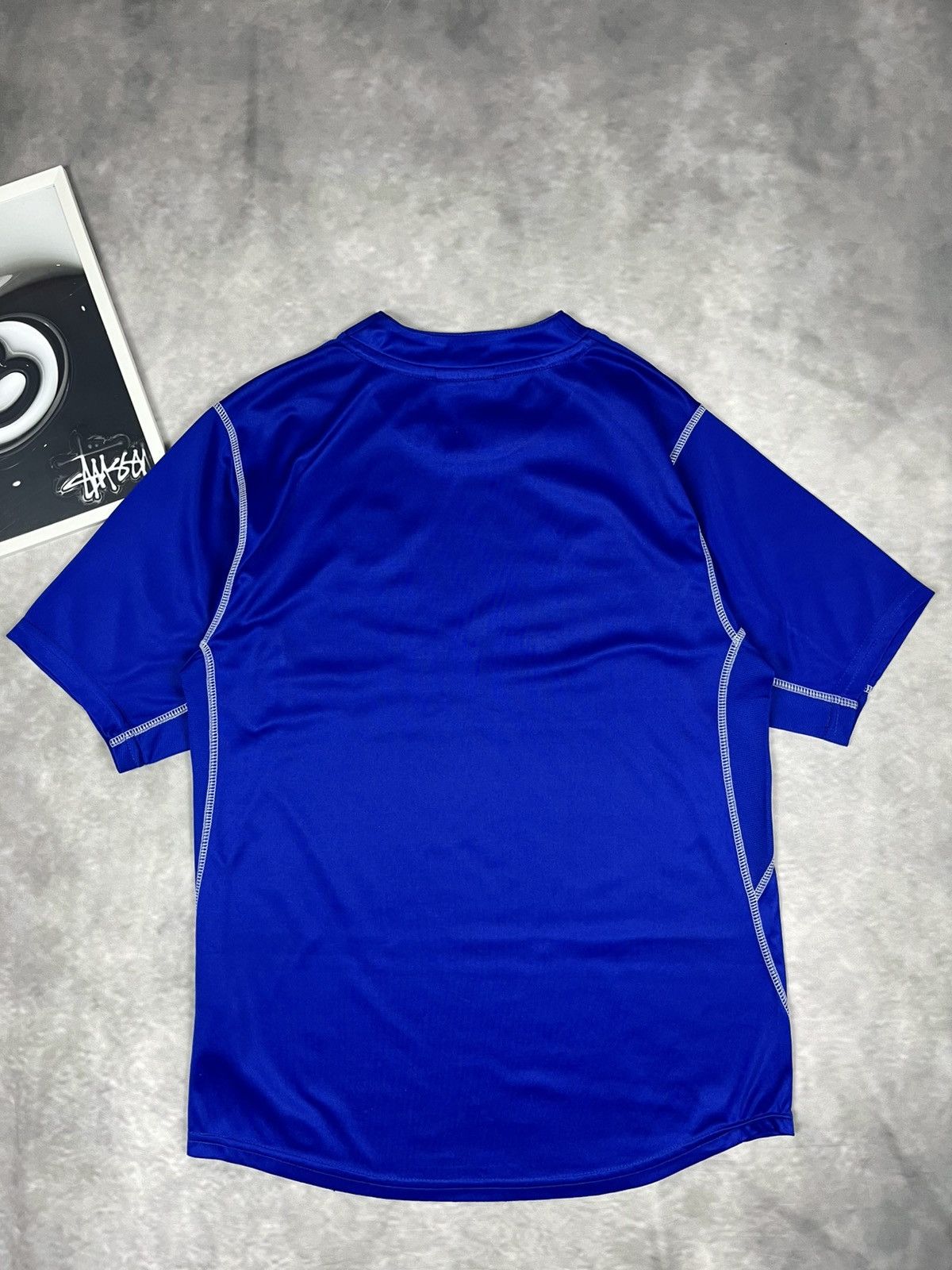 Puma Vintage Everton FC Home Shirt 2002/03 PUMA KEJIAN L Size Size US L / EU 52-54 / 3 - 8 Thumbnail