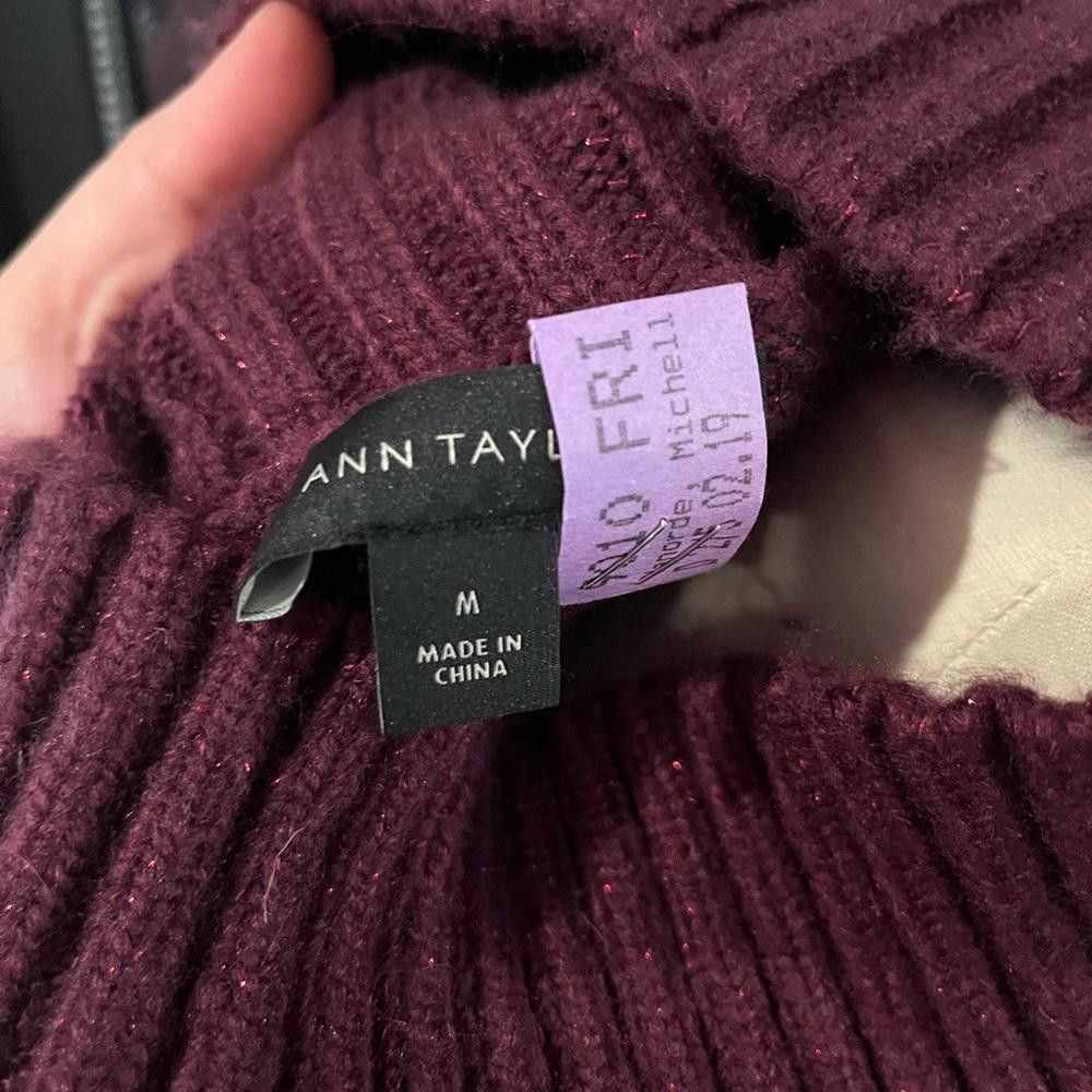 Ann Taylor Ann Taylor sweater size medium Size M / US 6-8 / IT 42-44 - 5 Thumbnail