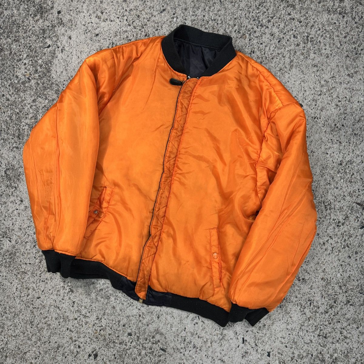 Vintage 90s Reversible MA-1 Faded Thrashed Distressed Bomber Jacket Size US XXL / EU 58 / 5 - 11 Thumbnail